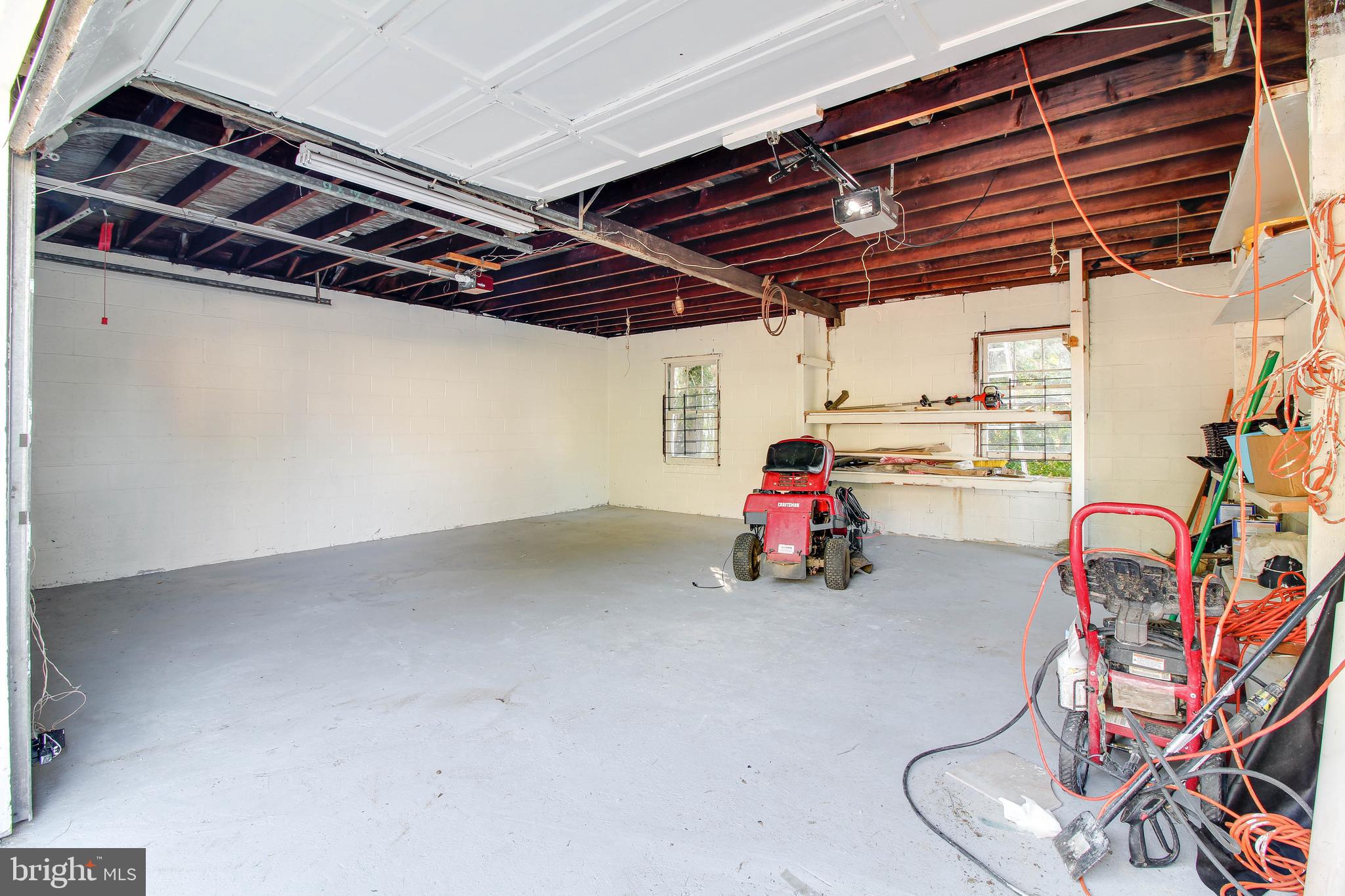 GARDENVILLE - Residential