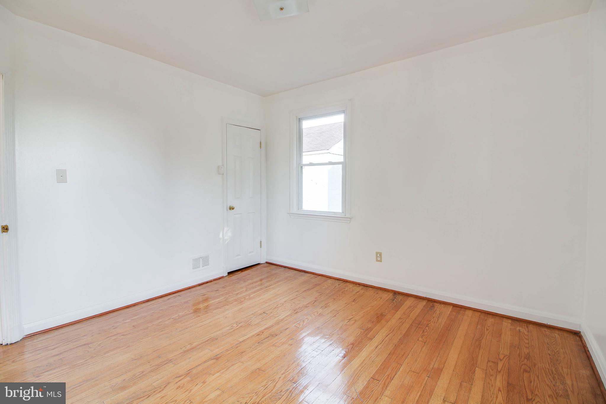 GARDENVILLE - Residential