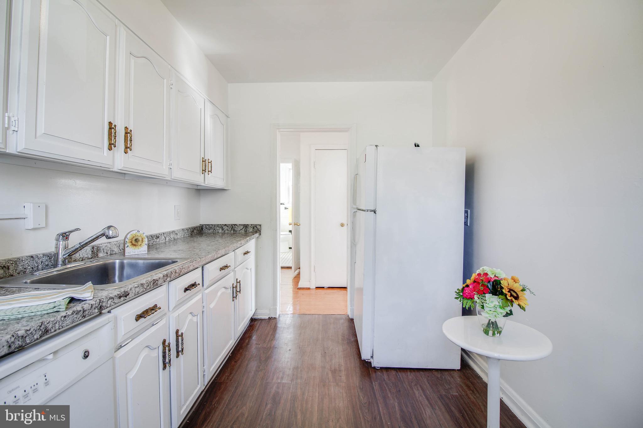 GARDENVILLE - Residential