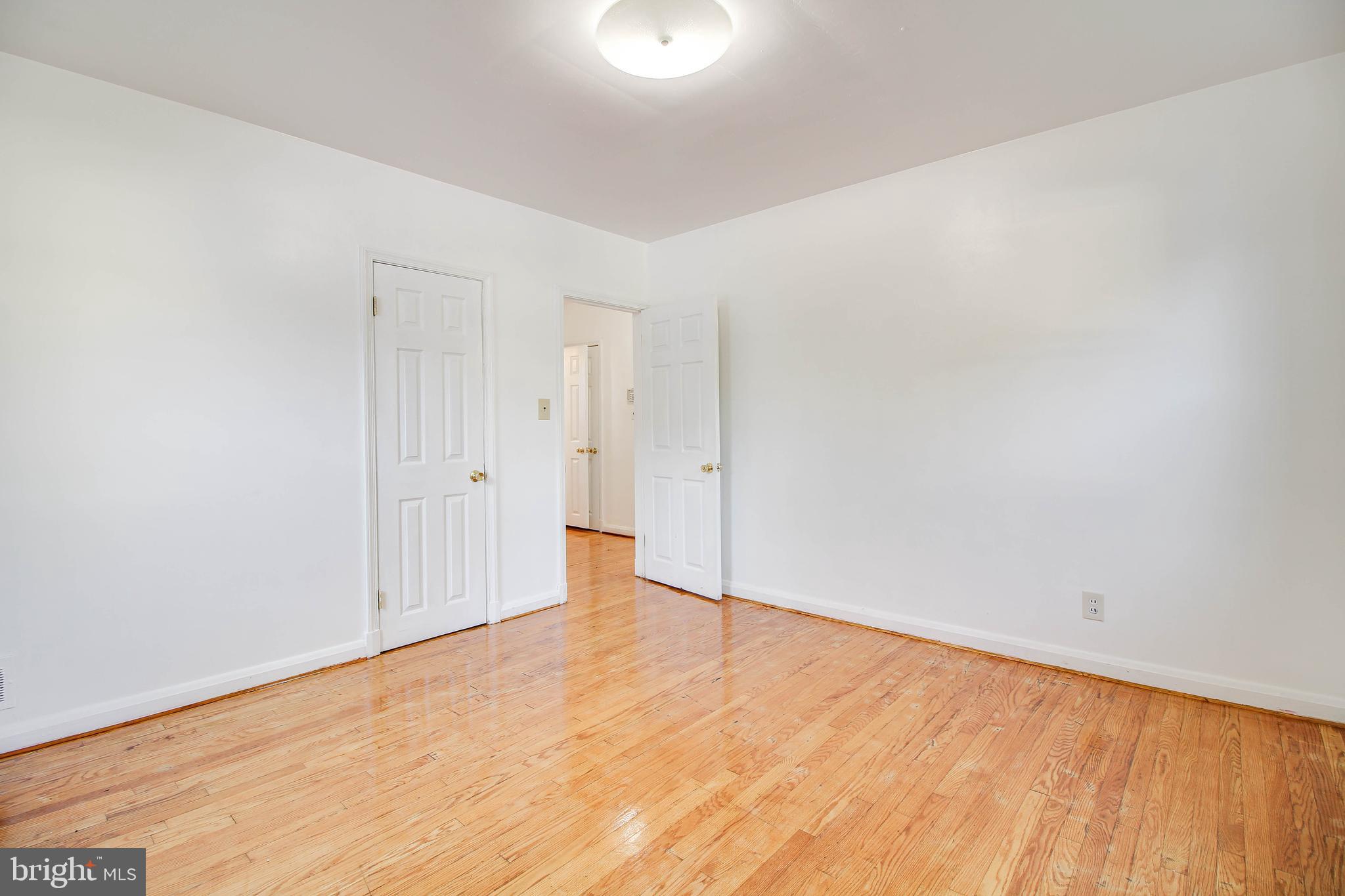 GARDENVILLE - Residential