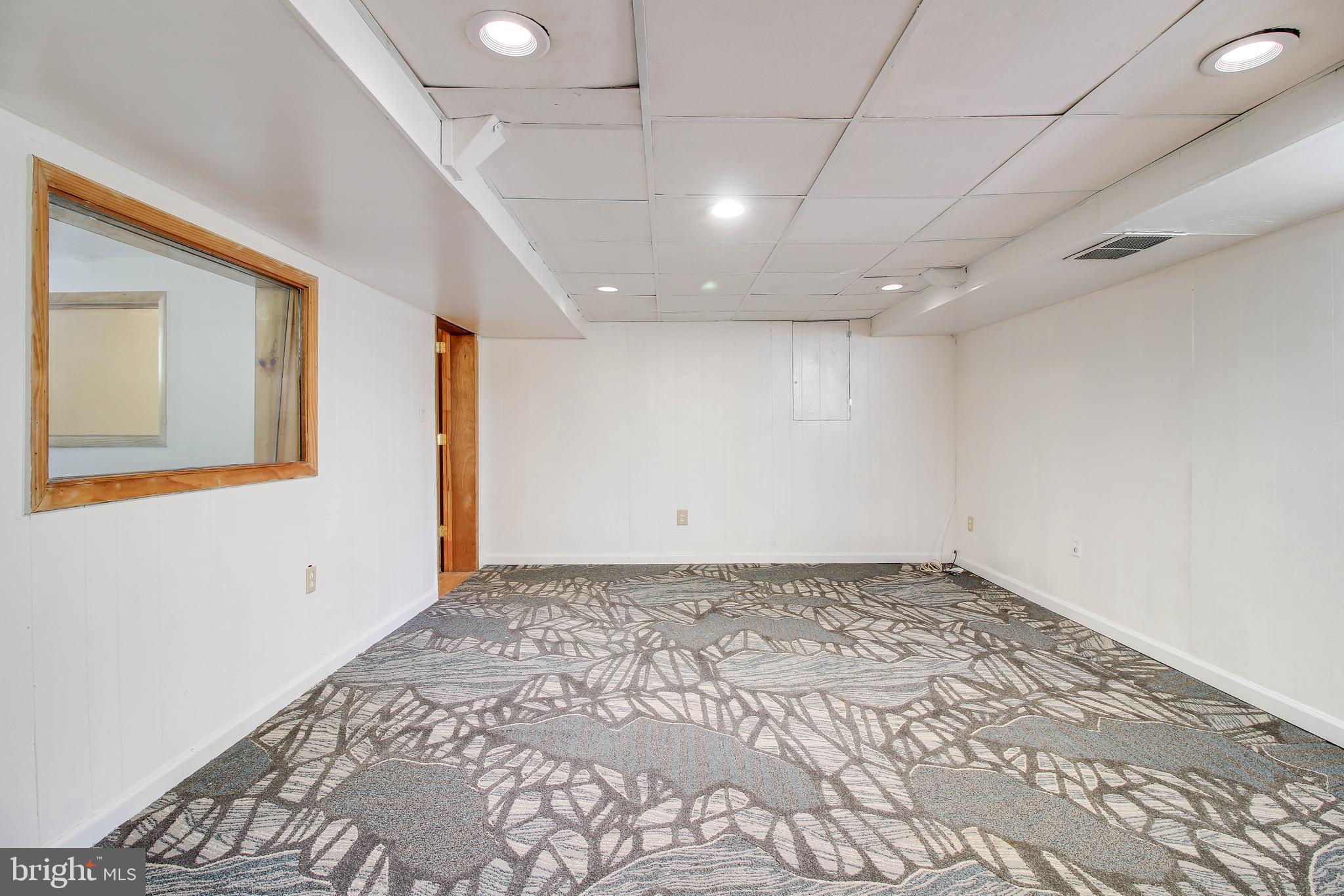 GARDENVILLE - Residential