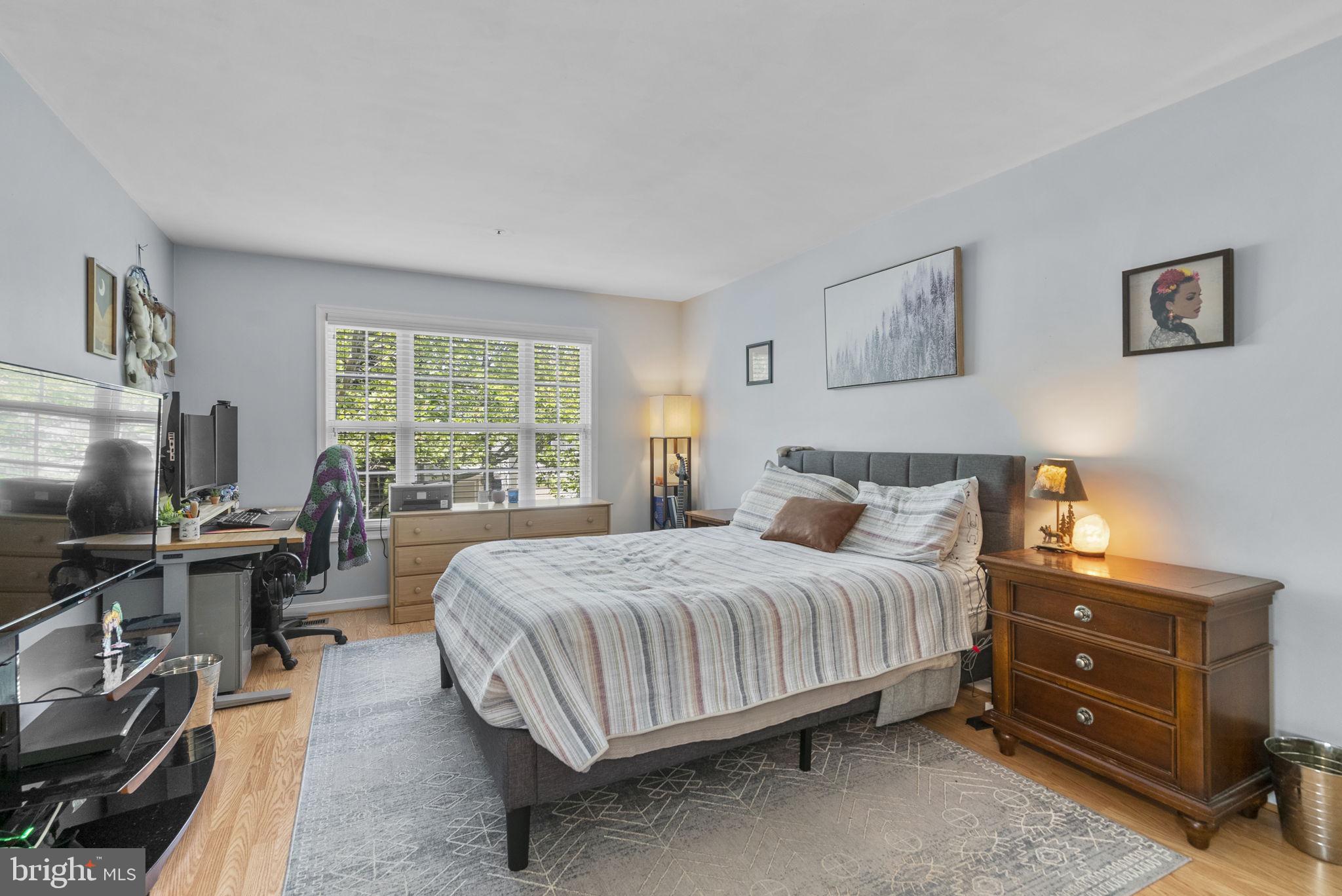 VILL AT MANCHESTER FARMS - Residential