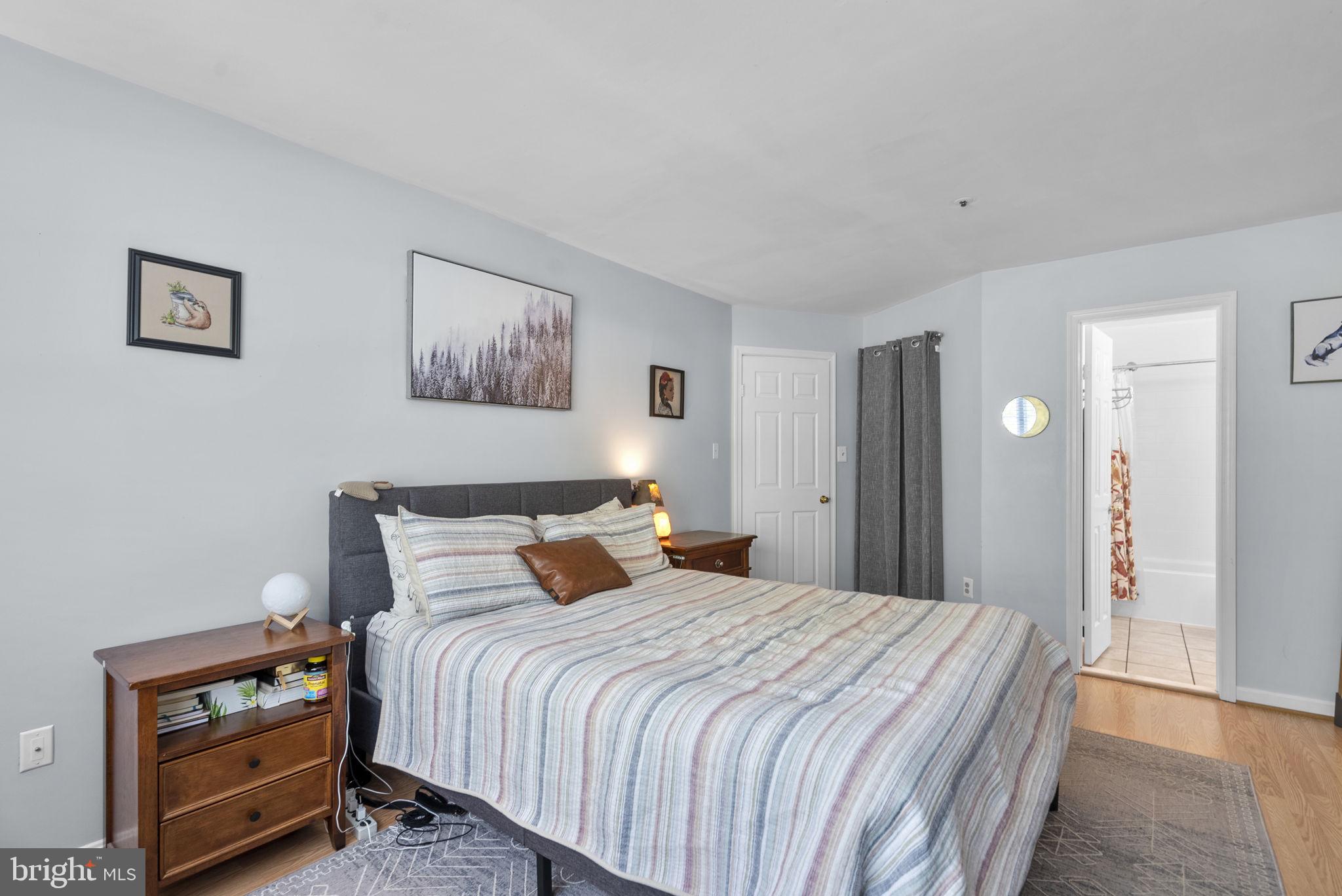 VILL AT MANCHESTER FARMS - Residential