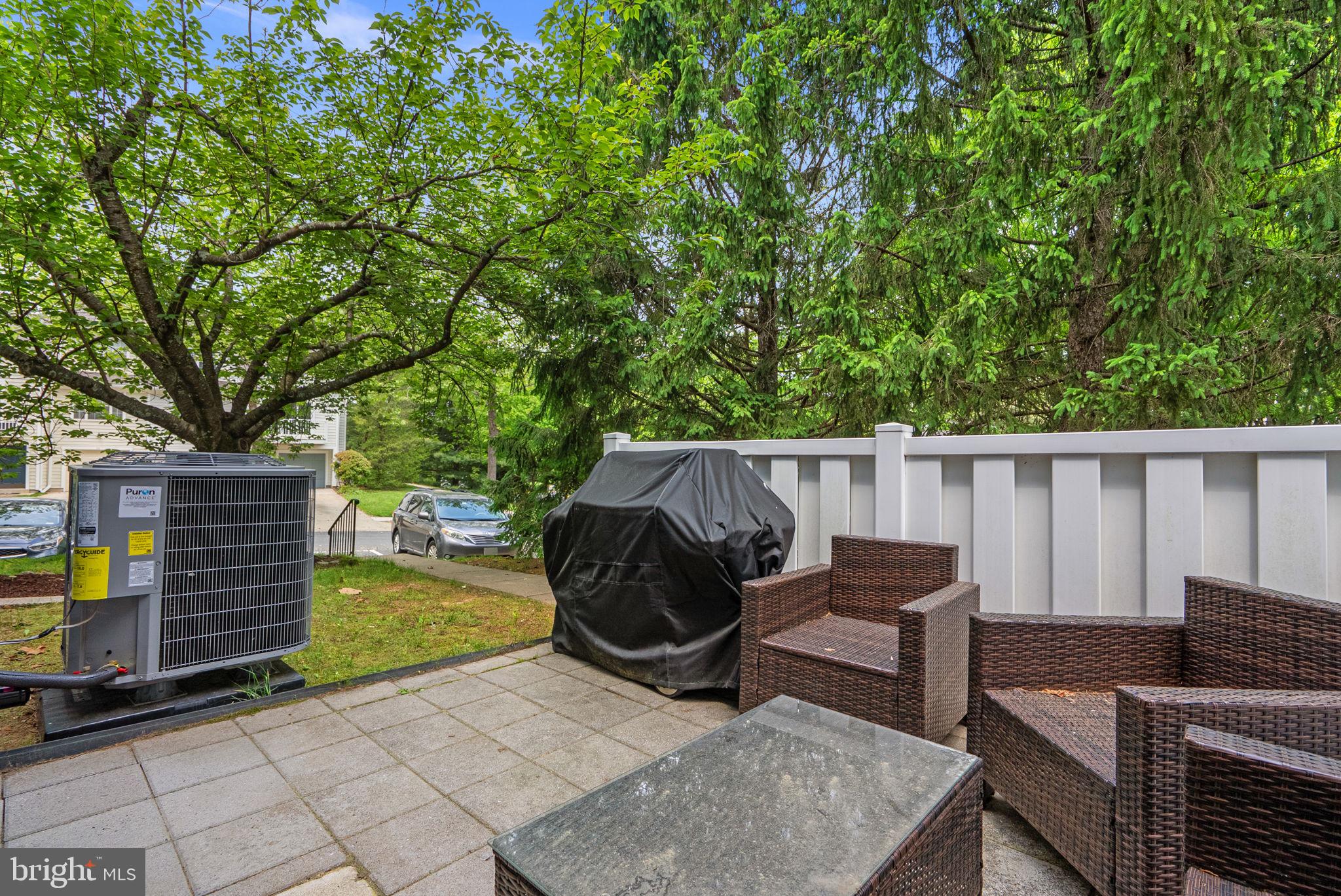 VILL AT MANCHESTER FARMS - Residential