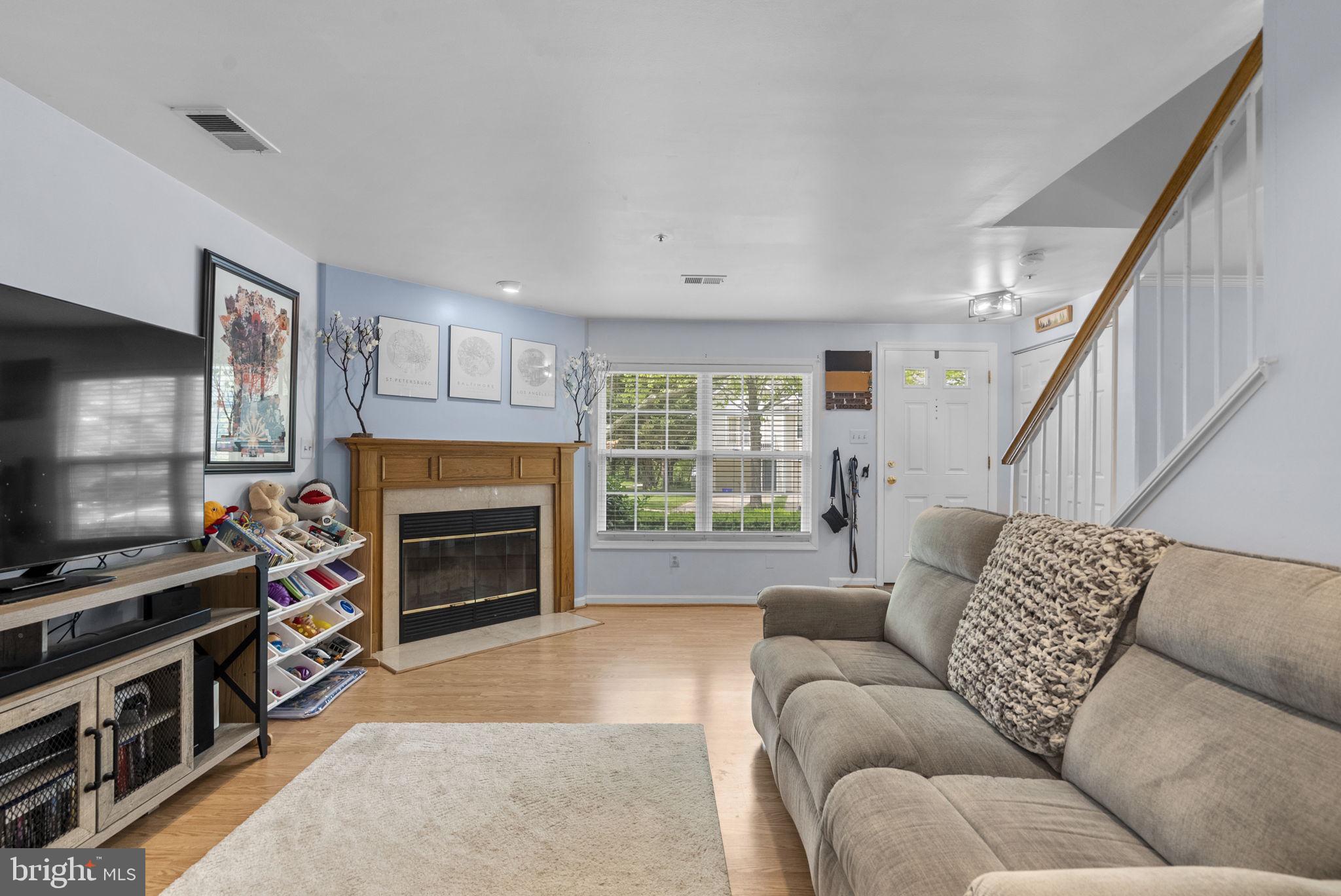 VILL AT MANCHESTER FARMS - Residential