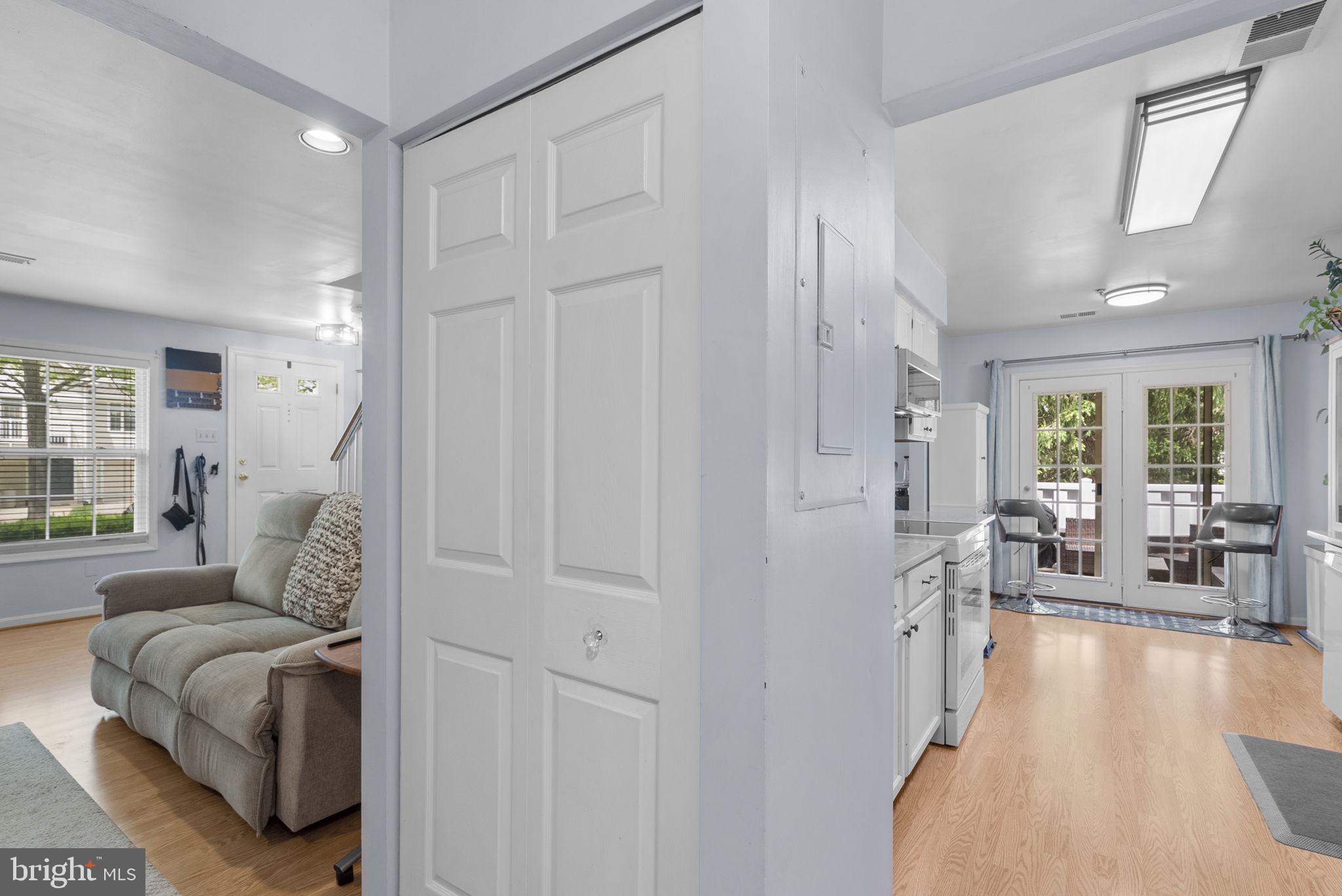 VILL AT MANCHESTER FARMS - Residential