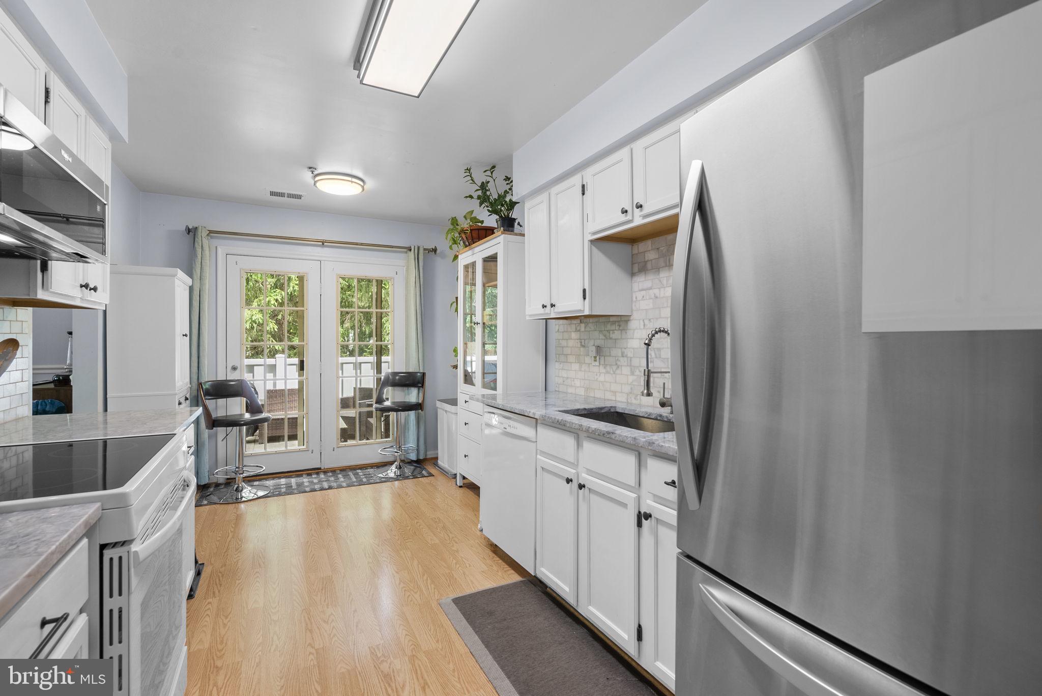VILL AT MANCHESTER FARMS - Residential