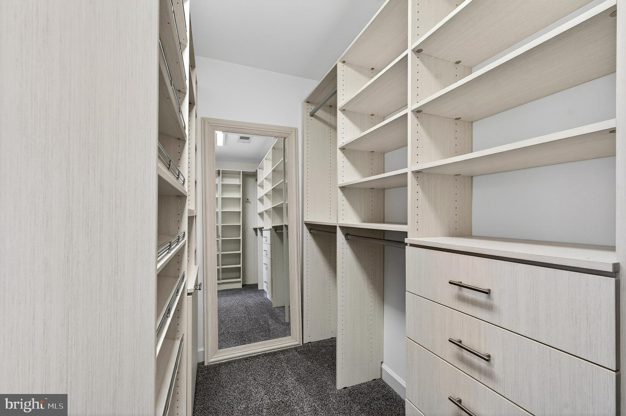 FAIRCHESTER - Residential