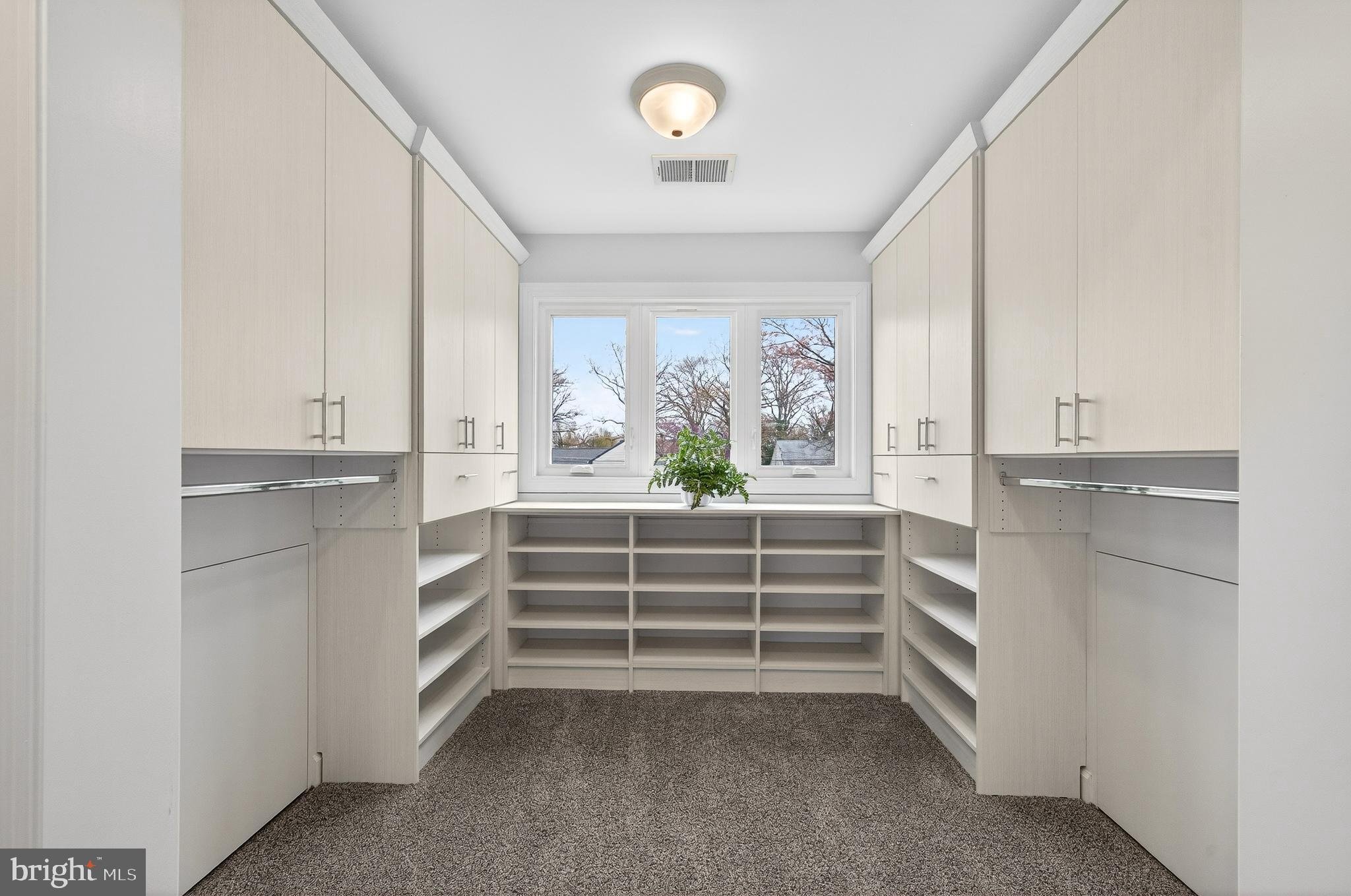 FAIRCHESTER - Residential