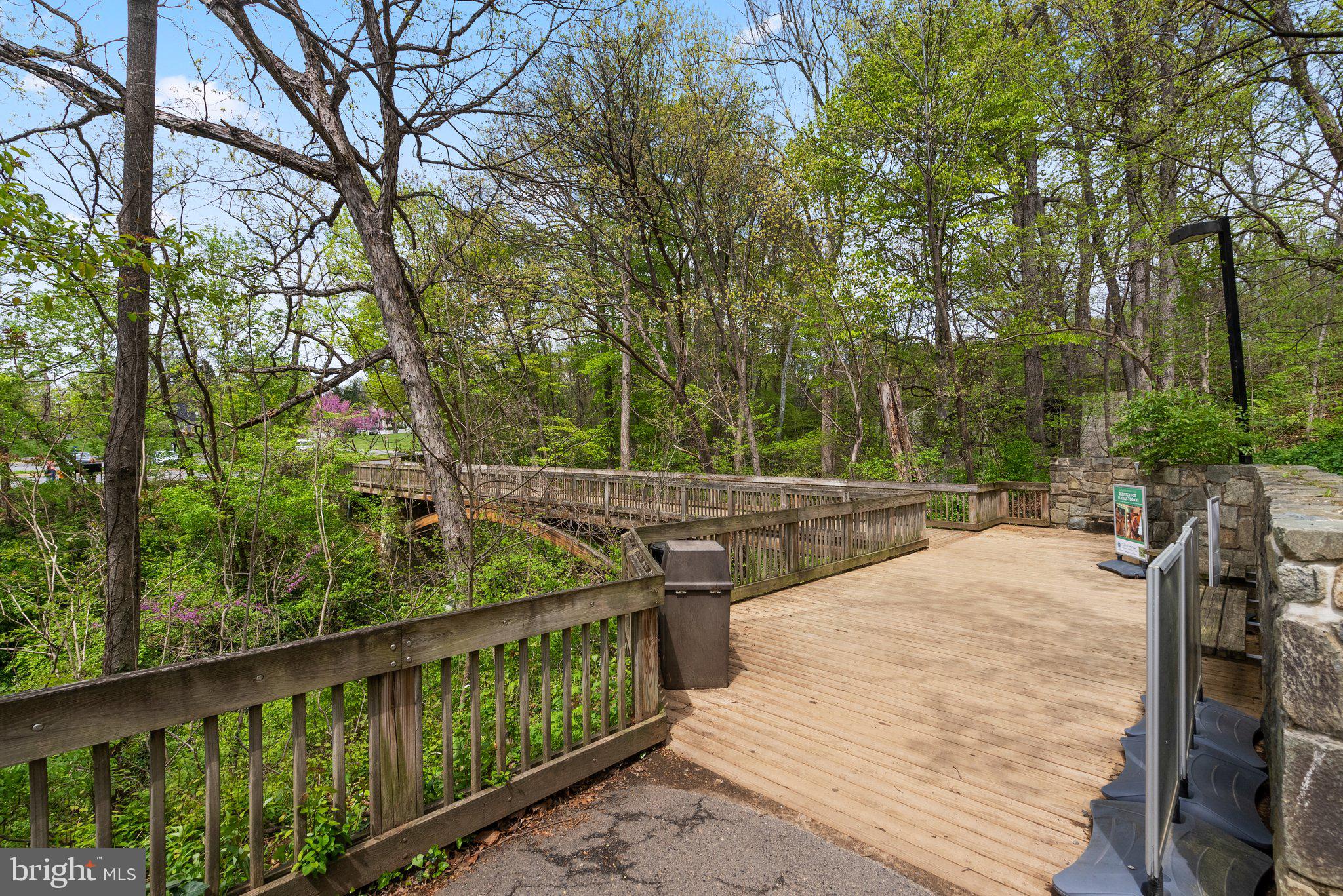 CABIN JOHN PARK - Residential