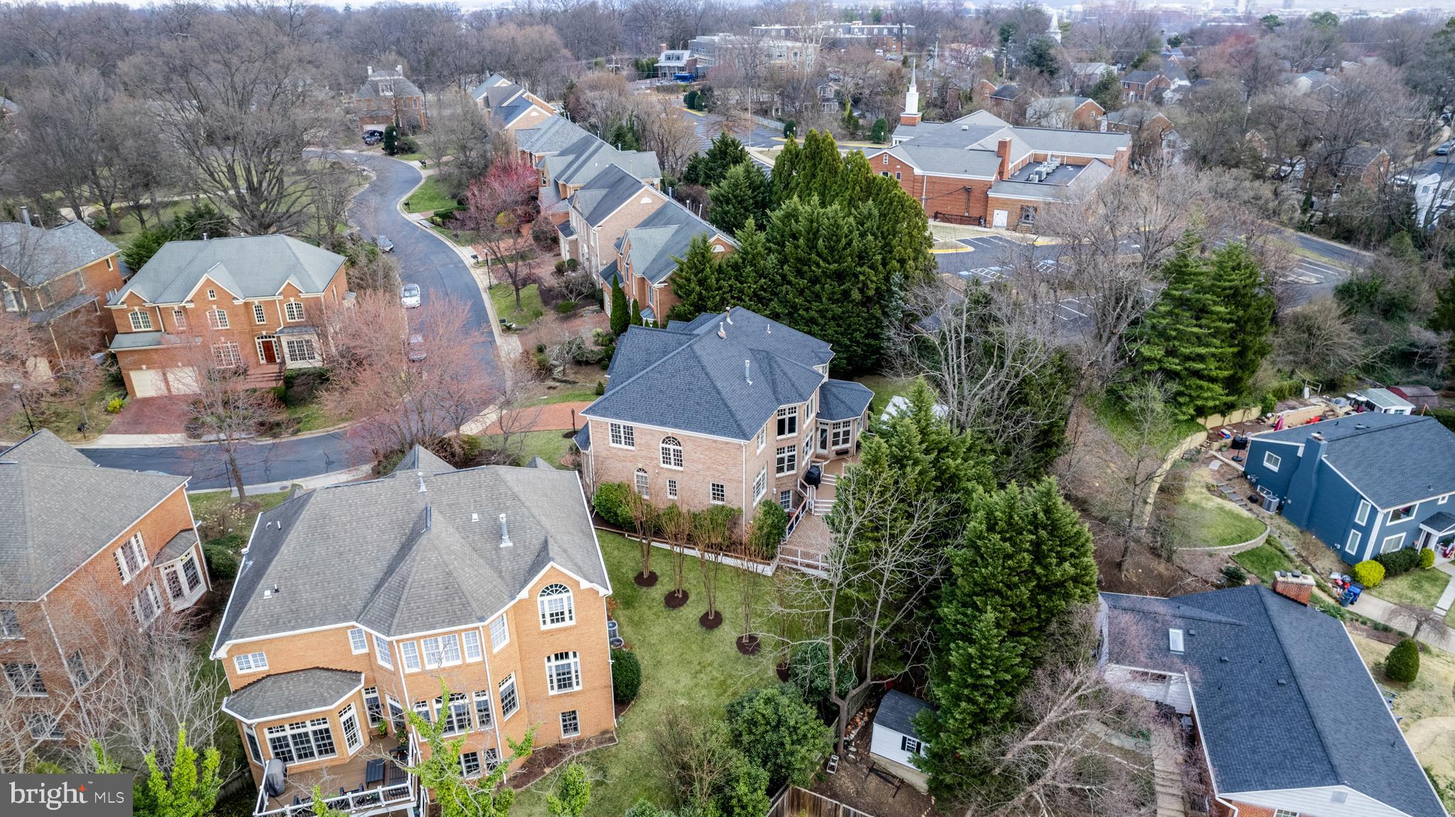 KINGS CLOISTER - Residential Lease