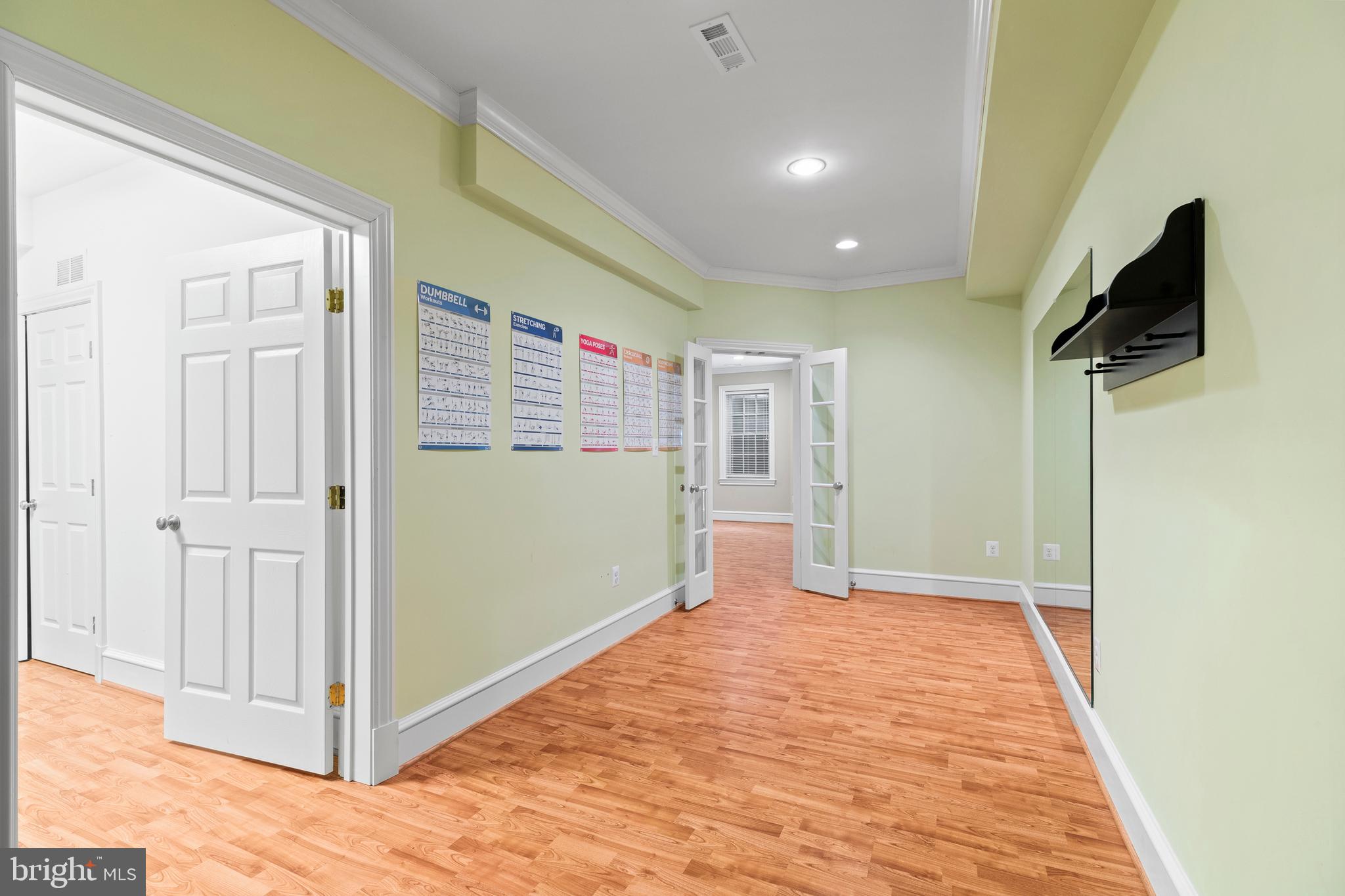 KINGS CLOISTER - Residential Lease