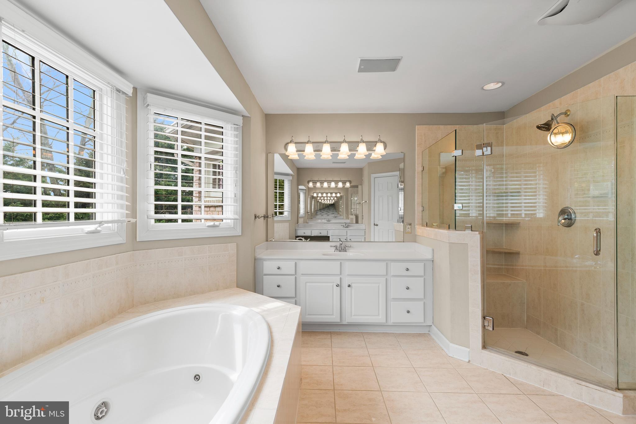 KINGS CLOISTER - Residential Lease