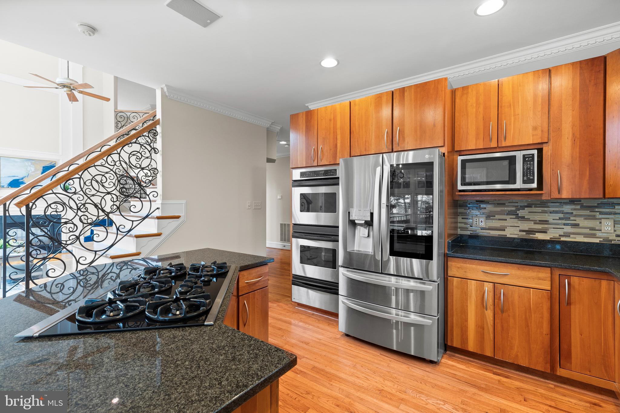 KINGS CLOISTER - Residential Lease