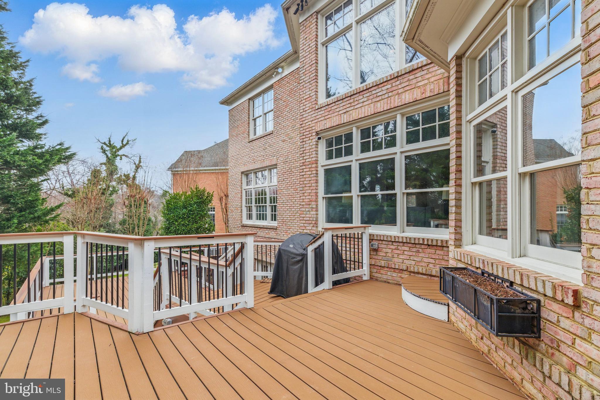 KINGS CLOISTER - Residential Lease