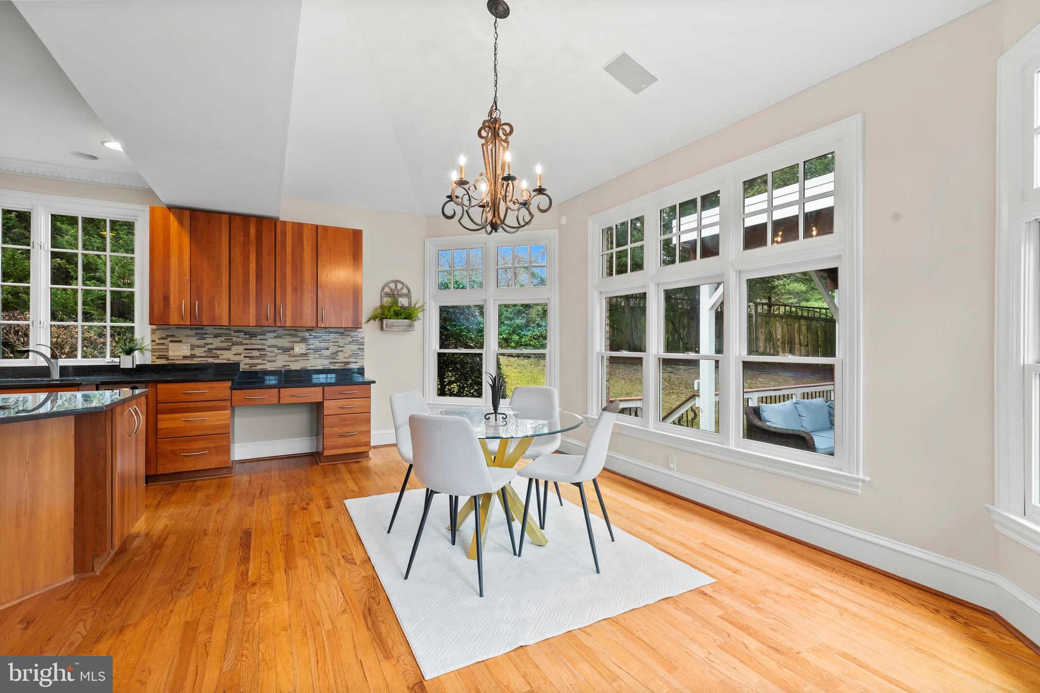 KINGS CLOISTER - Residential Lease