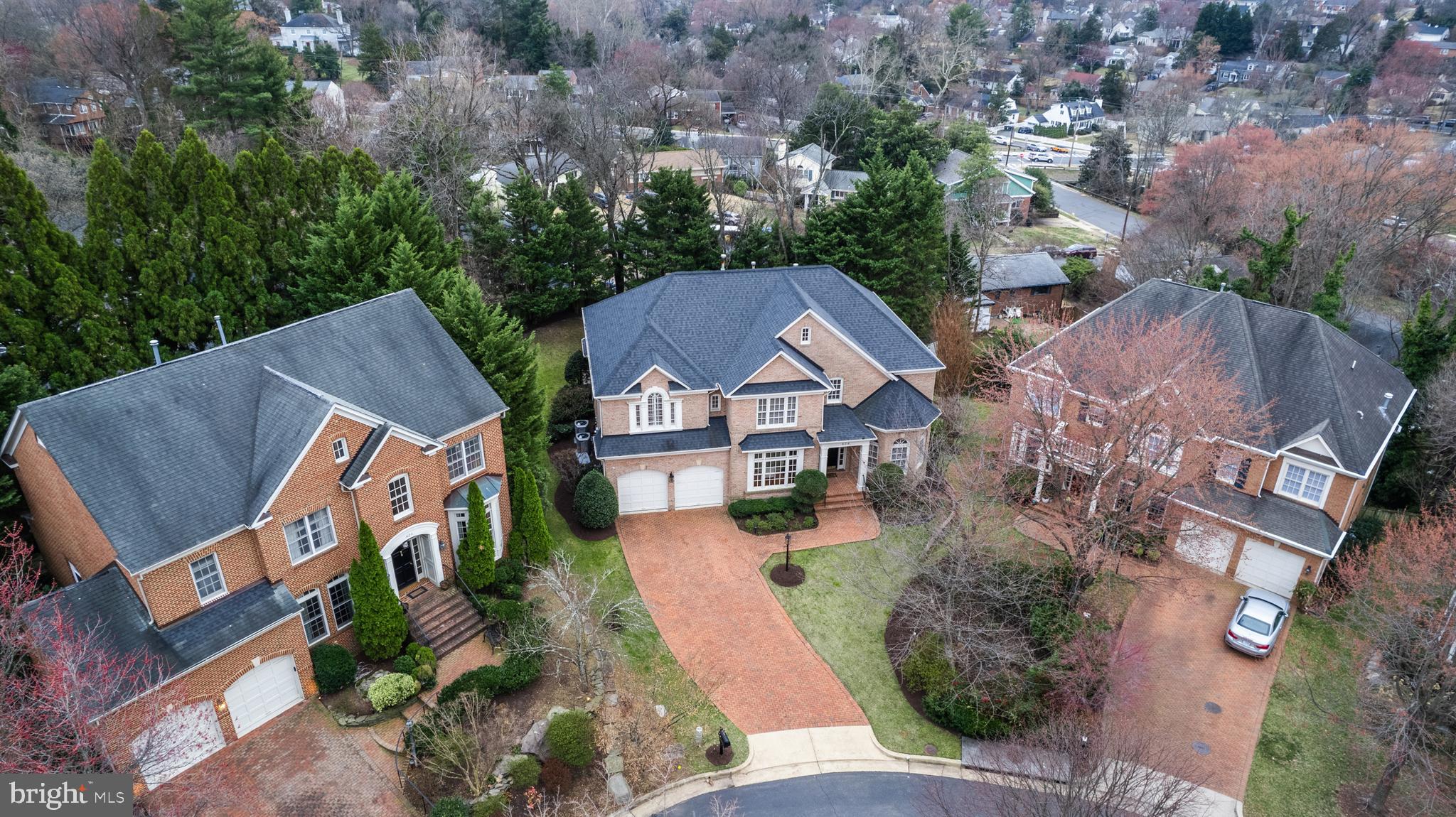 KINGS CLOISTER - Residential Lease