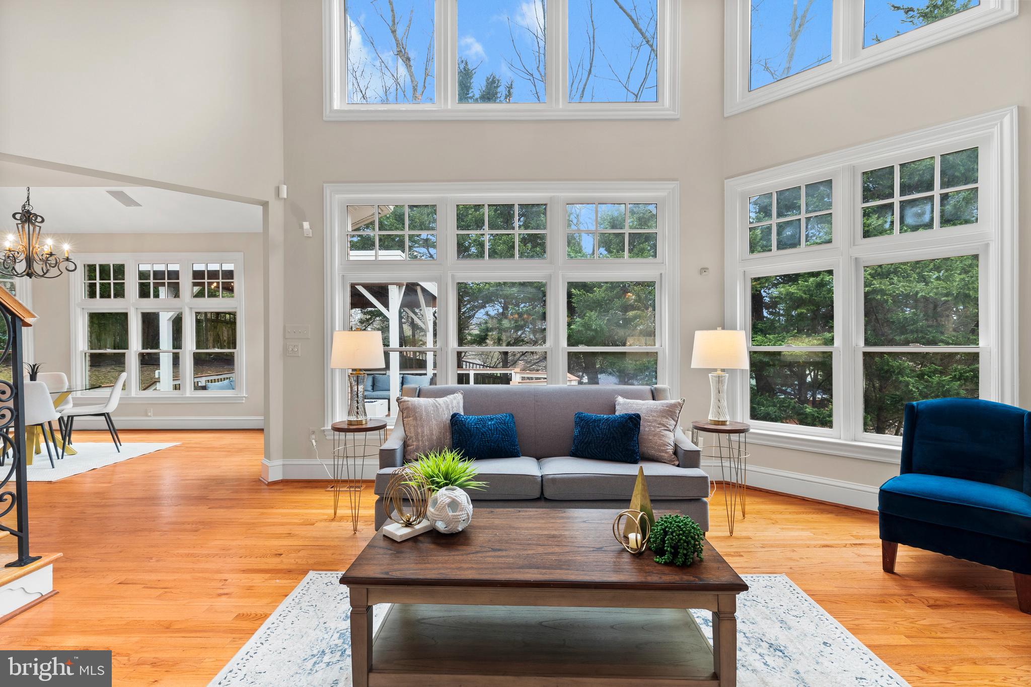 KINGS CLOISTER - Residential Lease