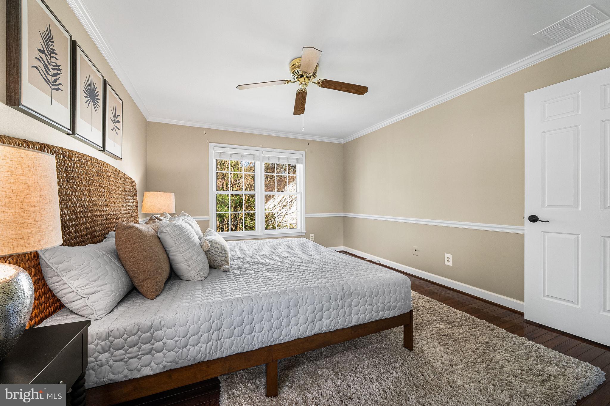 SIGNAL HILL - Residential