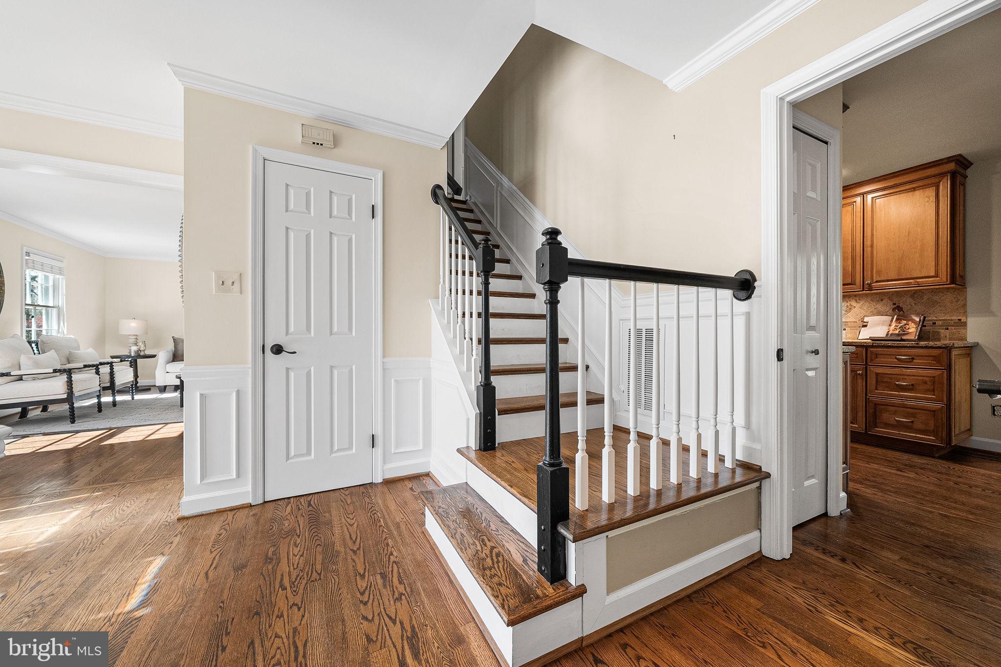 SIGNAL HILL - Residential