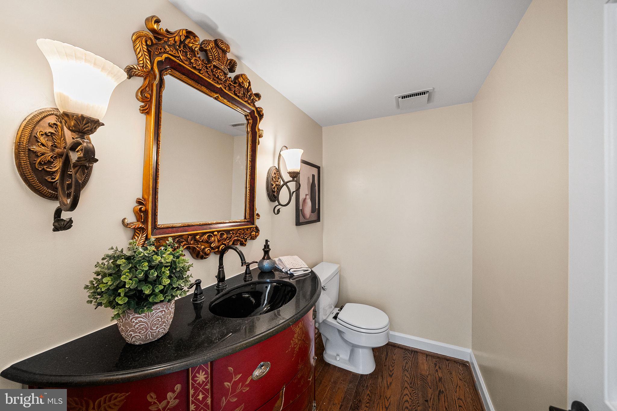 SIGNAL HILL - Residential