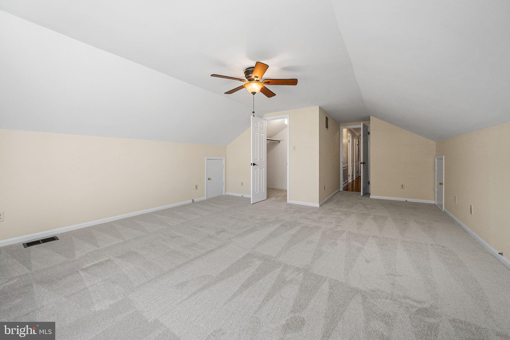 SIGNAL HILL - Residential