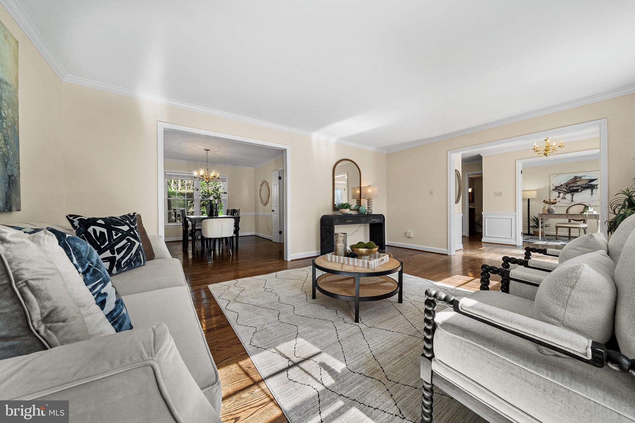 SIGNAL HILL - Residential