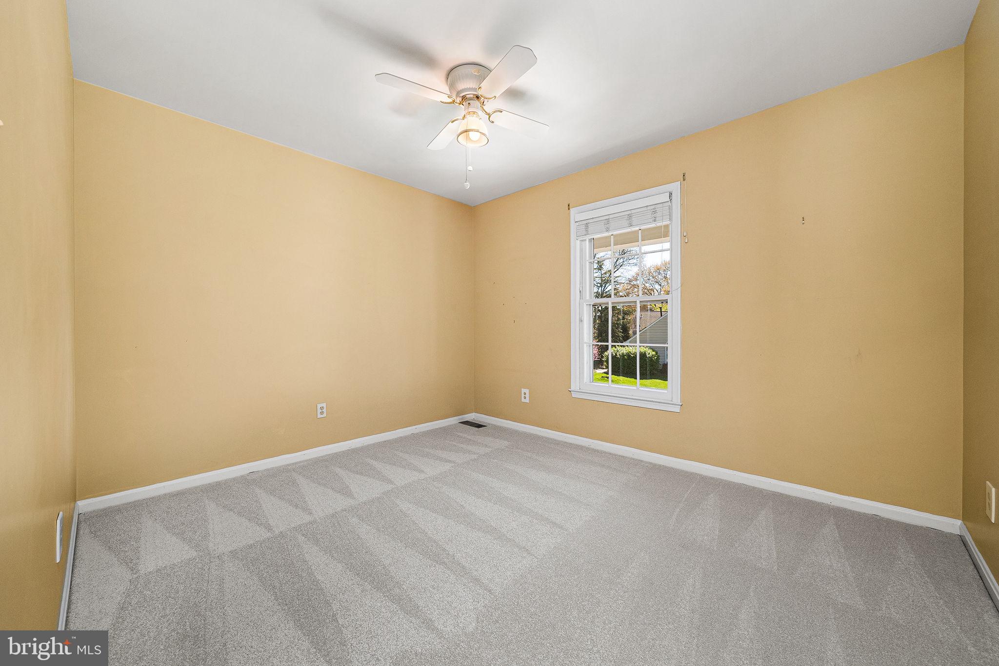 SIGNAL HILL - Residential