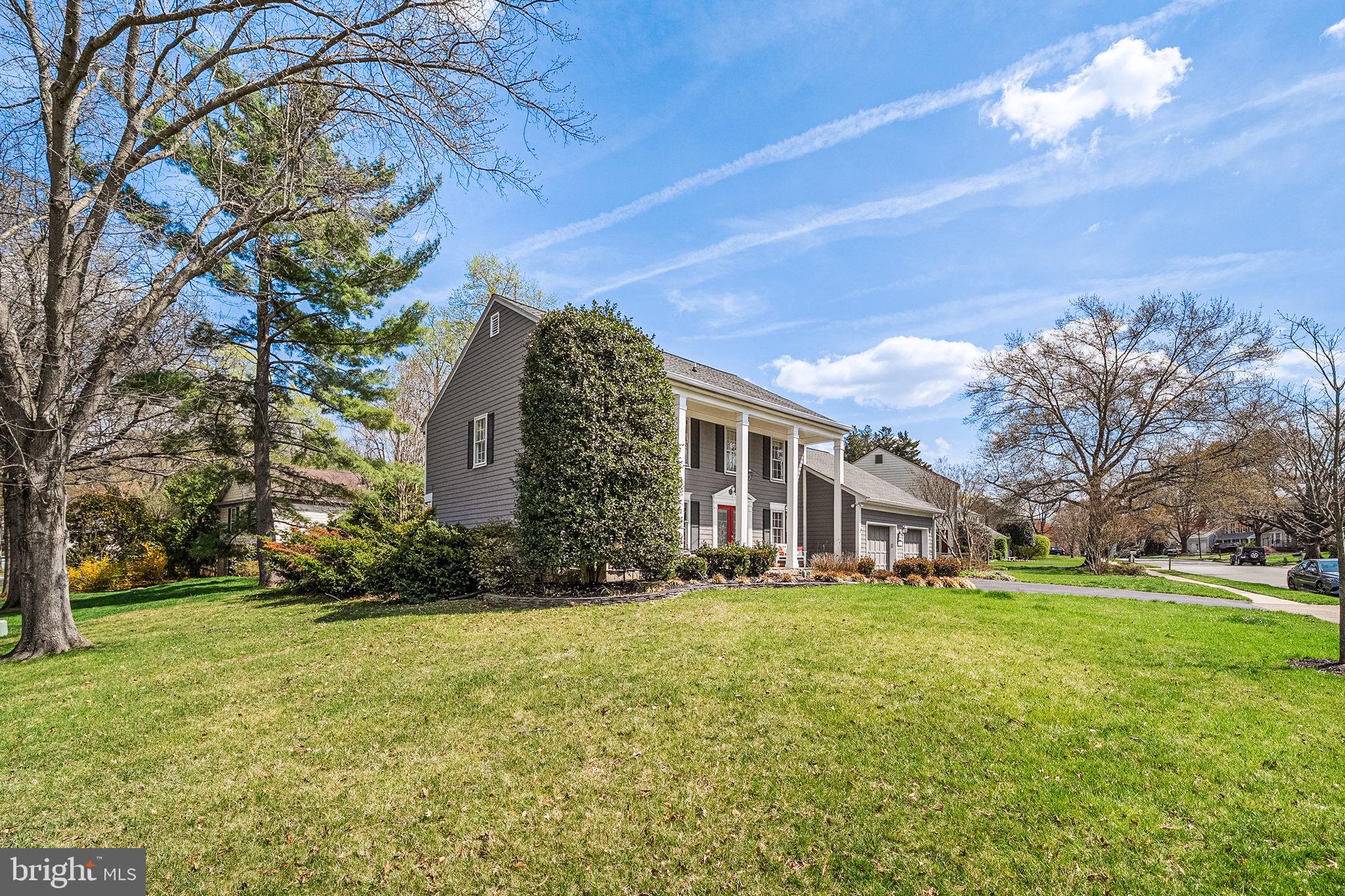 SIGNAL HILL - Residential