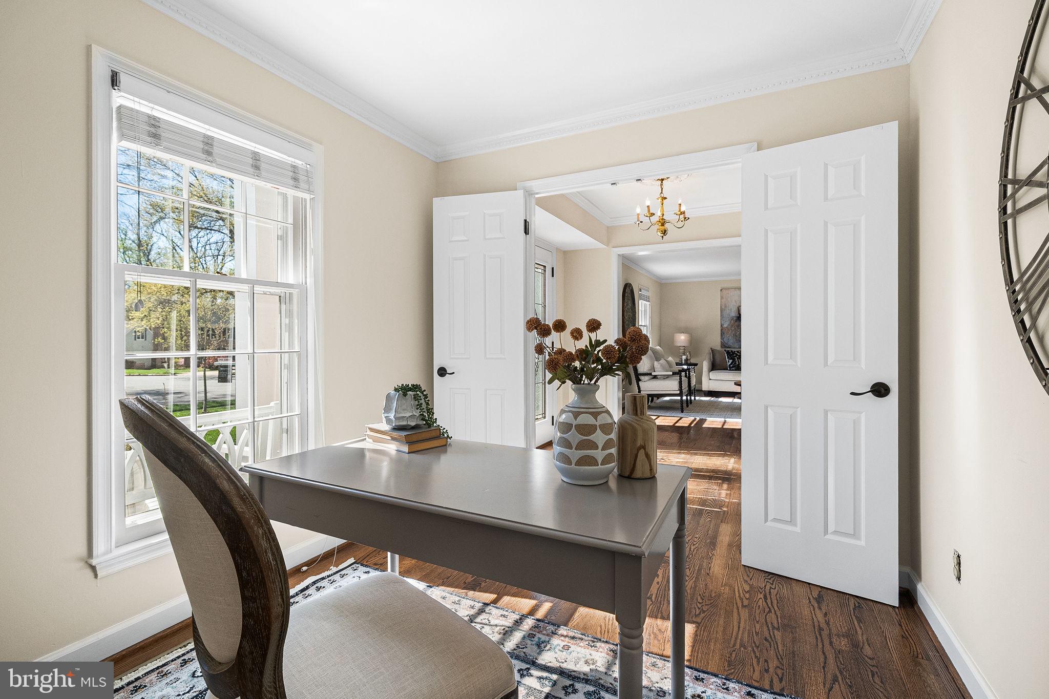 SIGNAL HILL - Residential