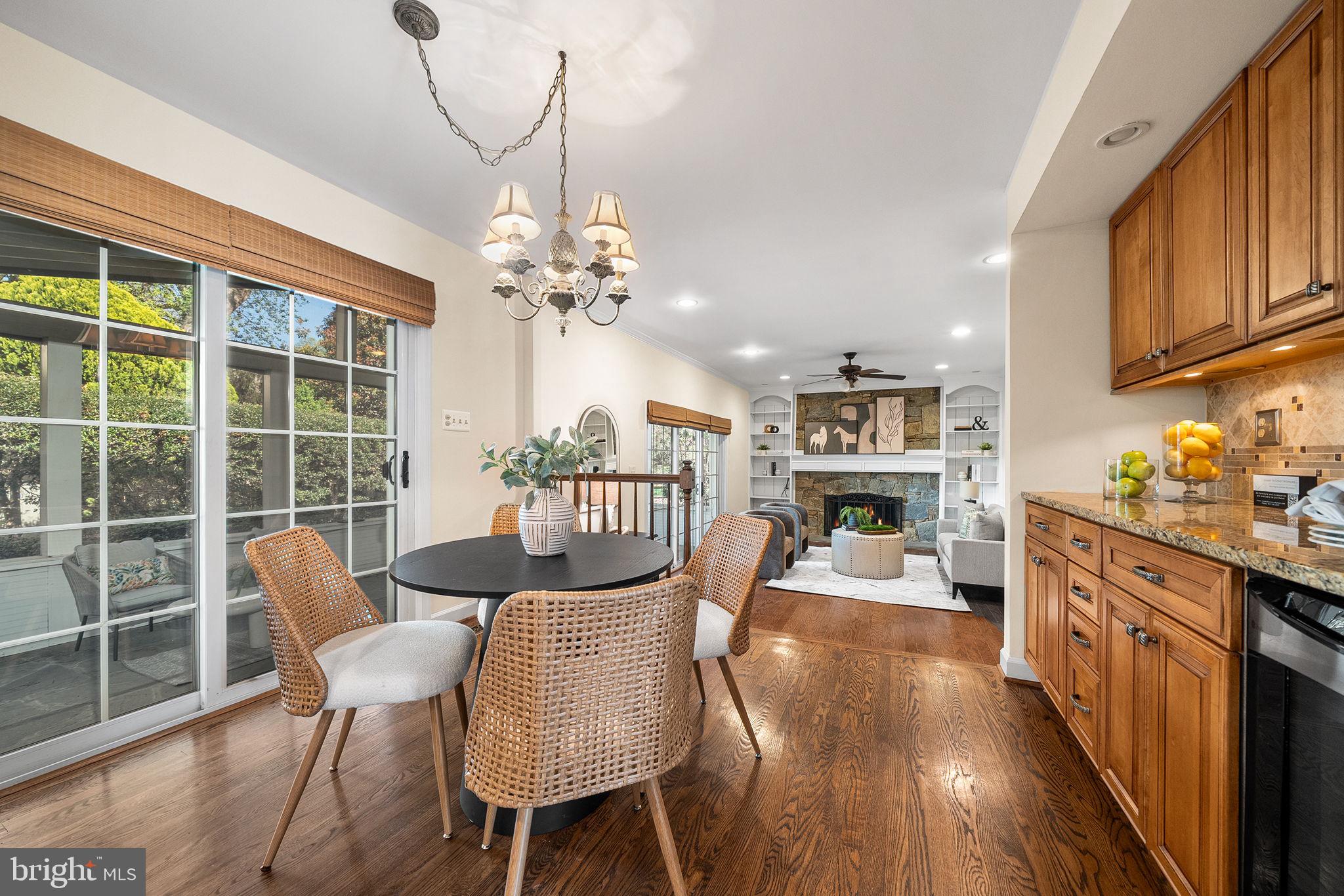 SIGNAL HILL - Residential