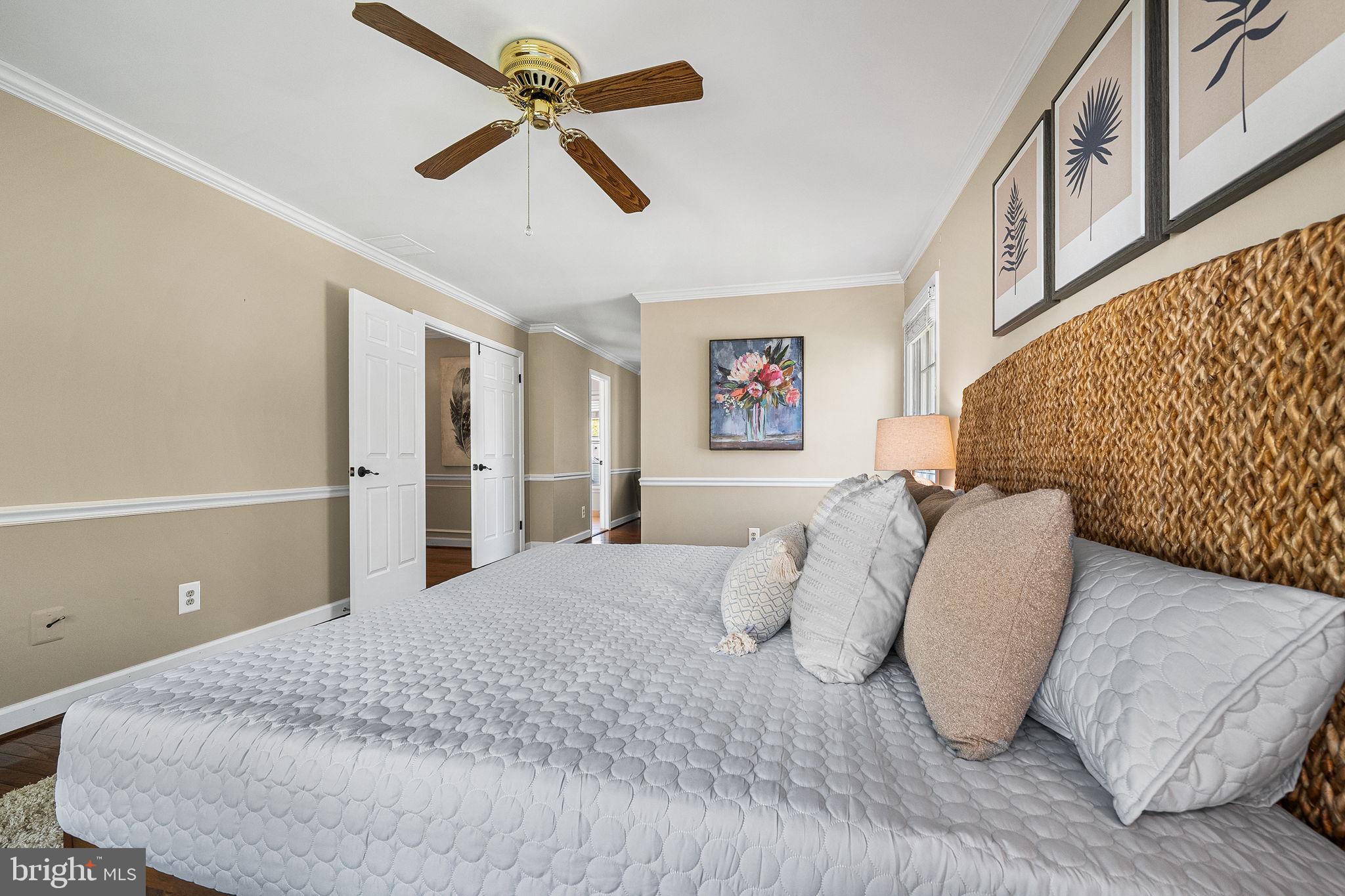 SIGNAL HILL - Residential