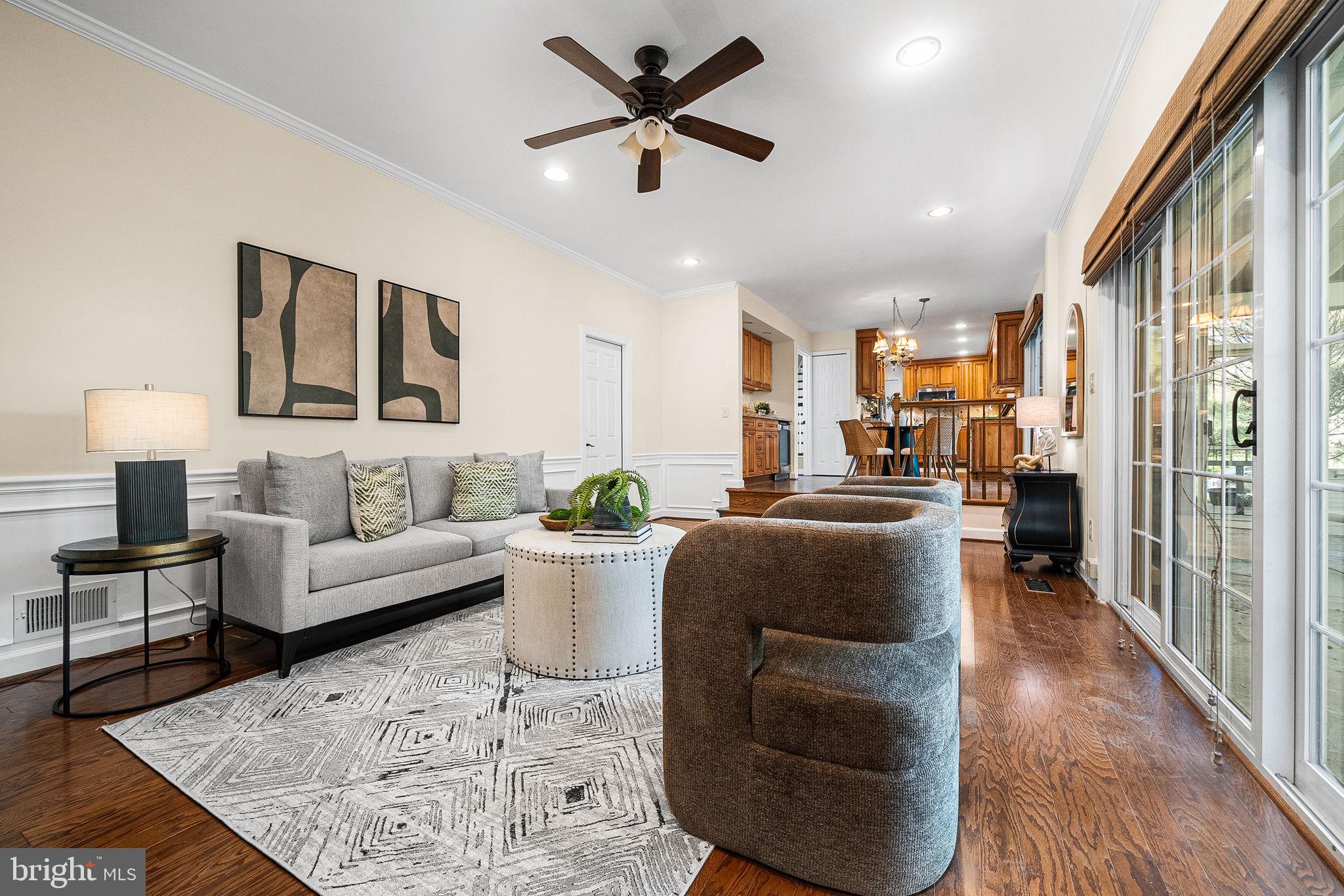 SIGNAL HILL - Residential