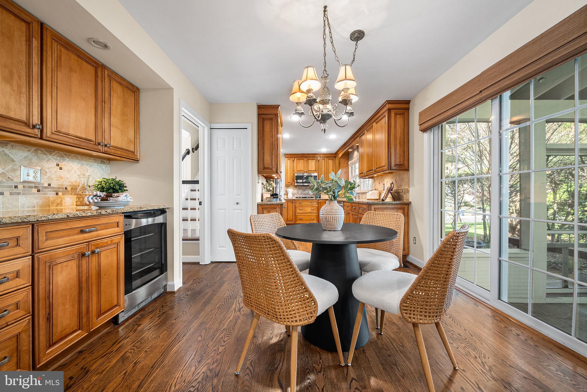 SIGNAL HILL - Residential