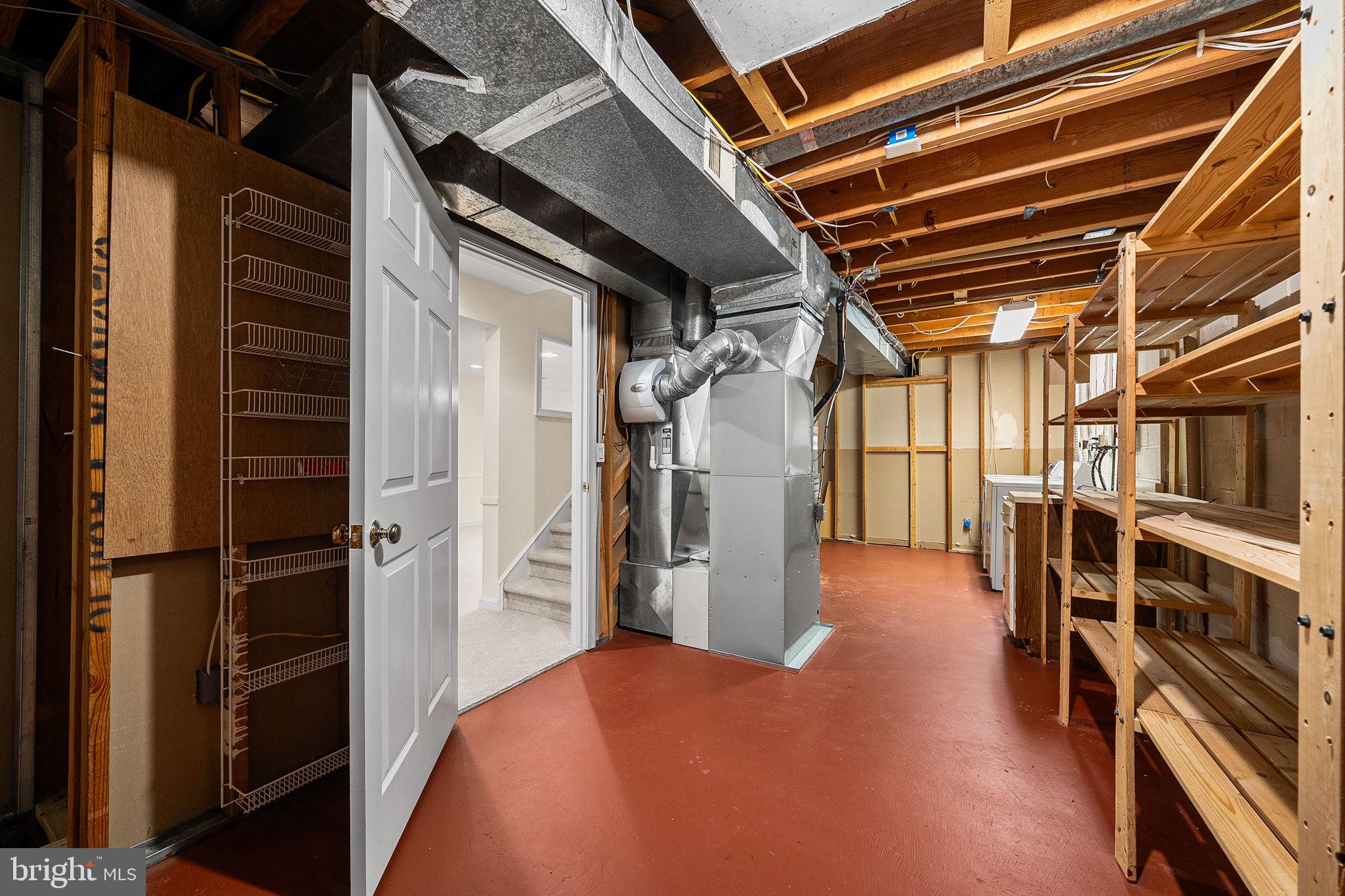 SIGNAL HILL - Residential