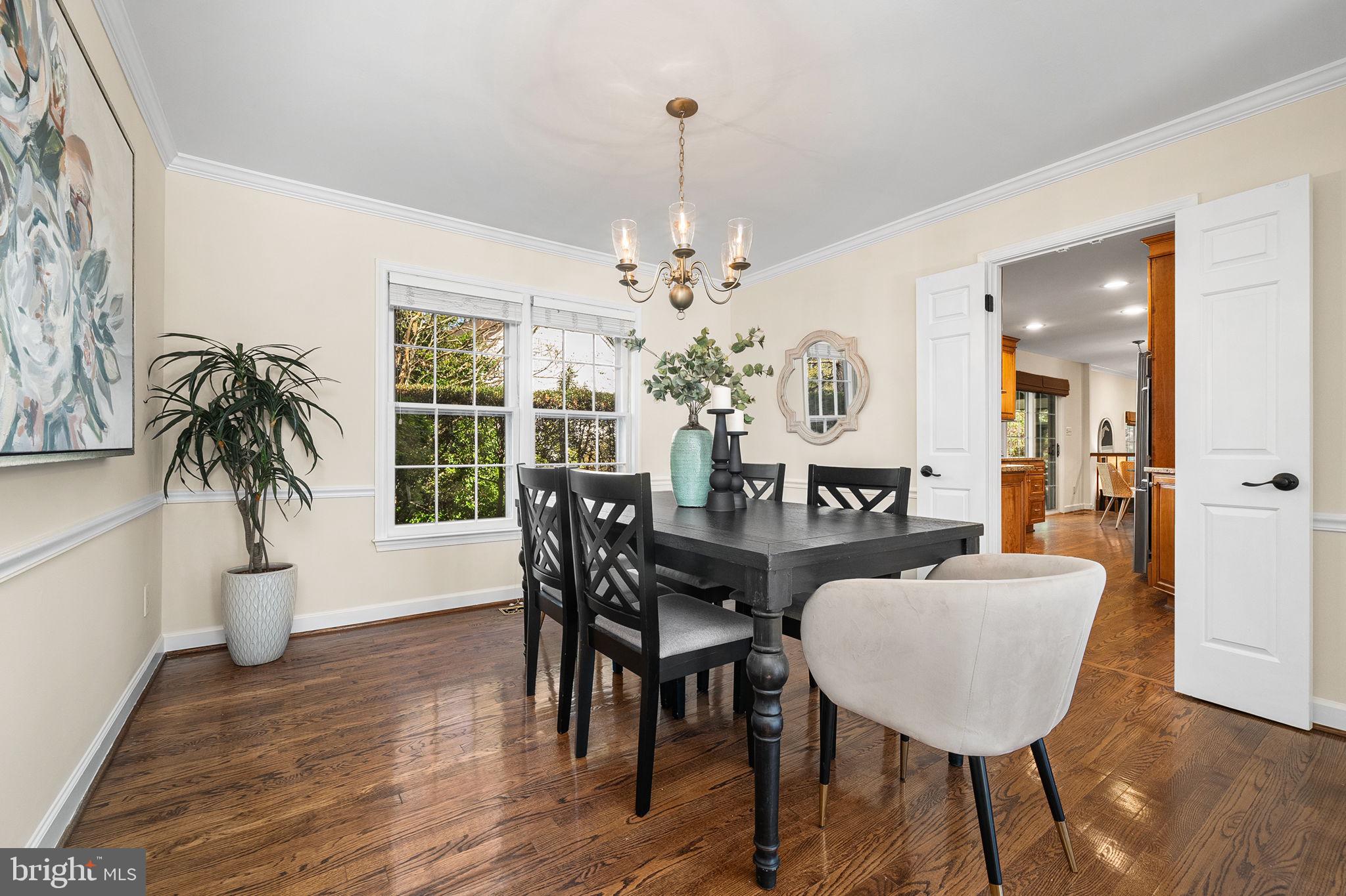 SIGNAL HILL - Residential