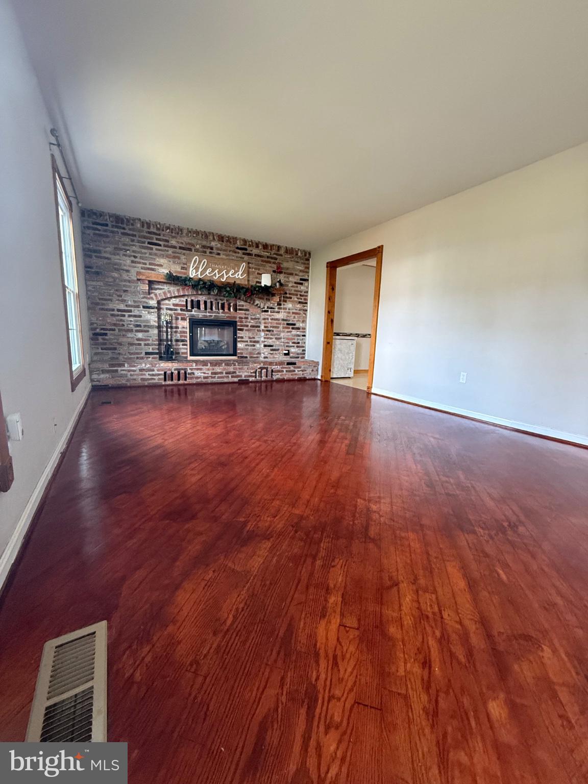 932 WINTERHAVEN DRIVE