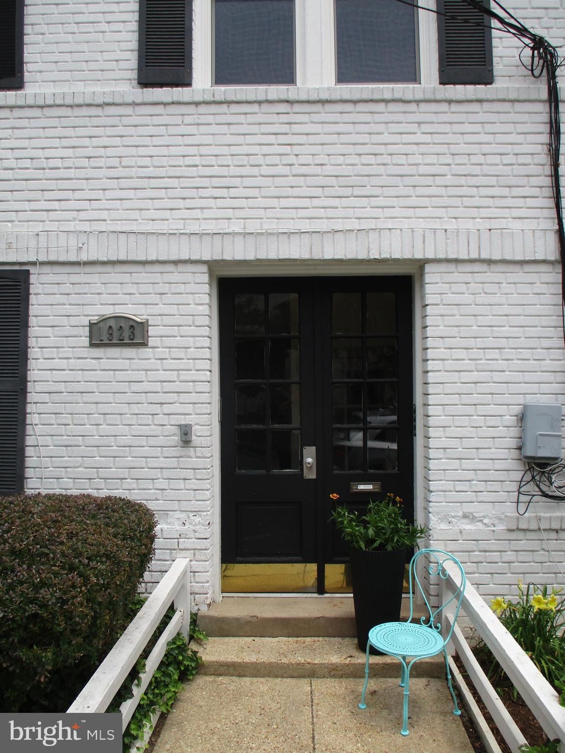 1923 35TH PLACE NW