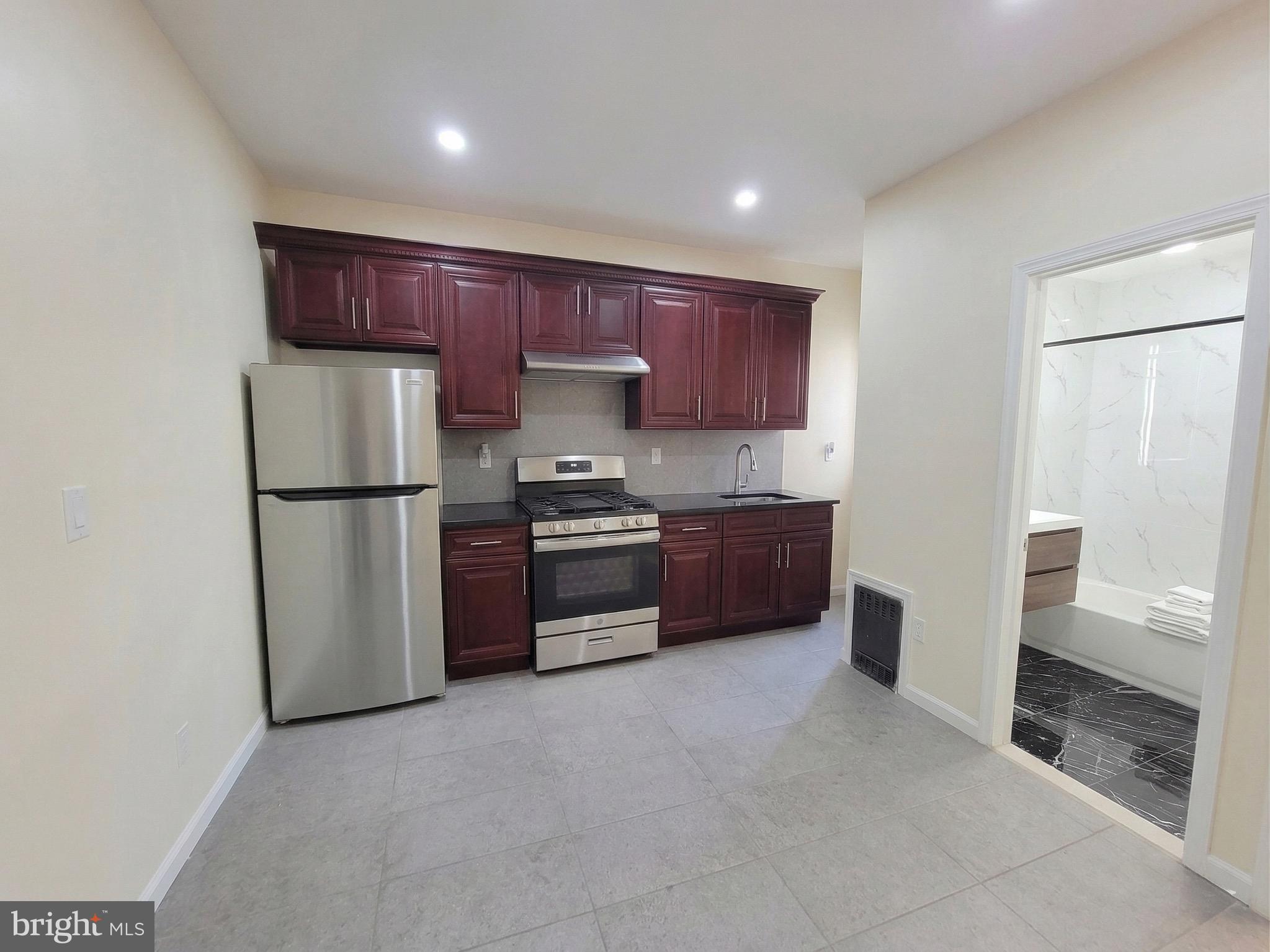 PHILADELPHIA - Residential