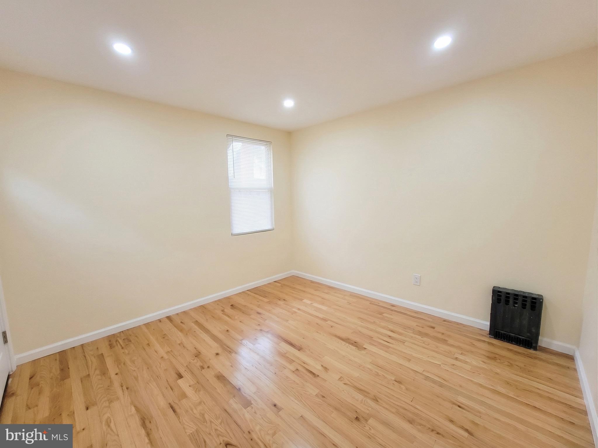 PHILADELPHIA - Residential