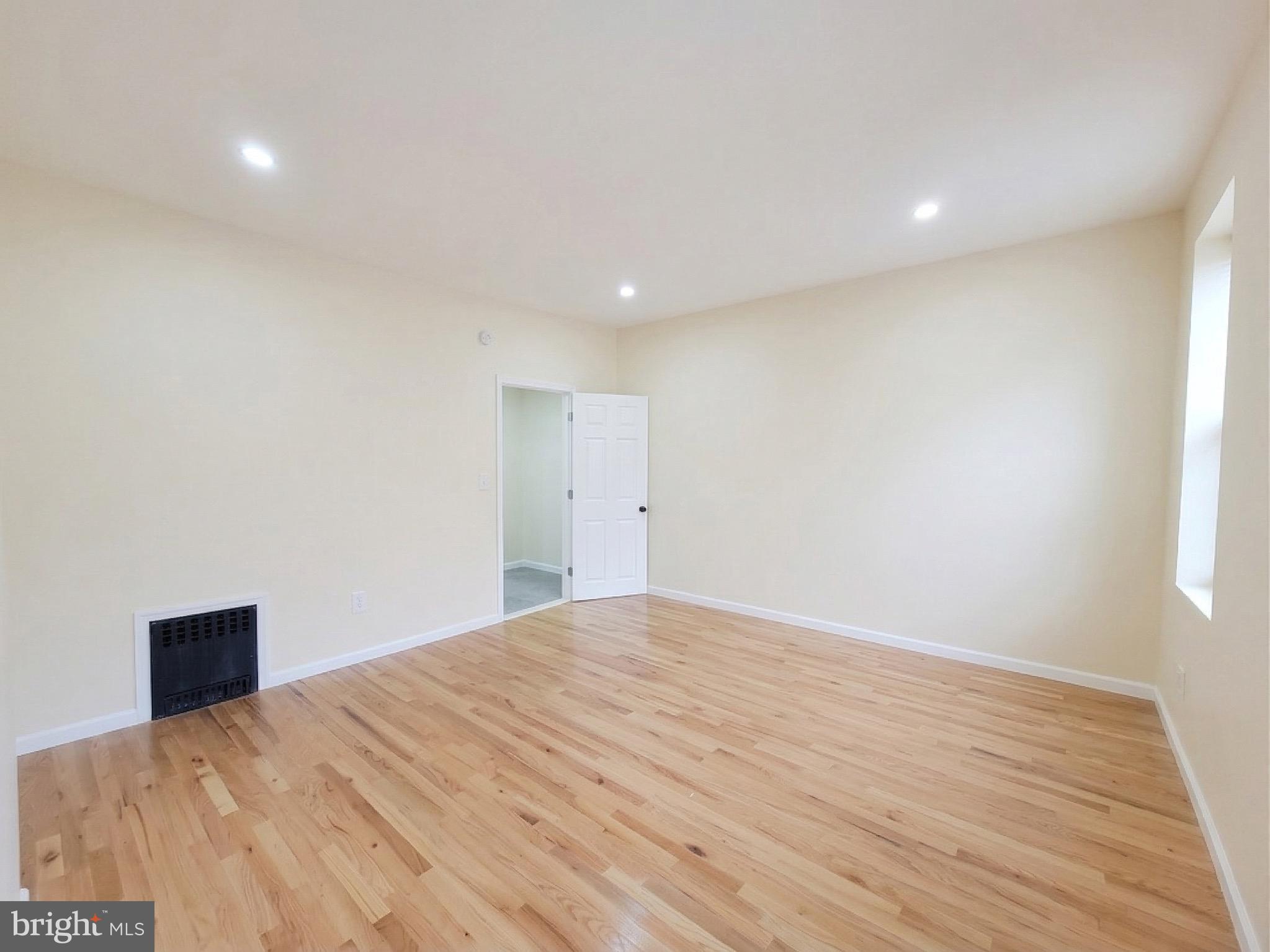 PHILADELPHIA - Residential