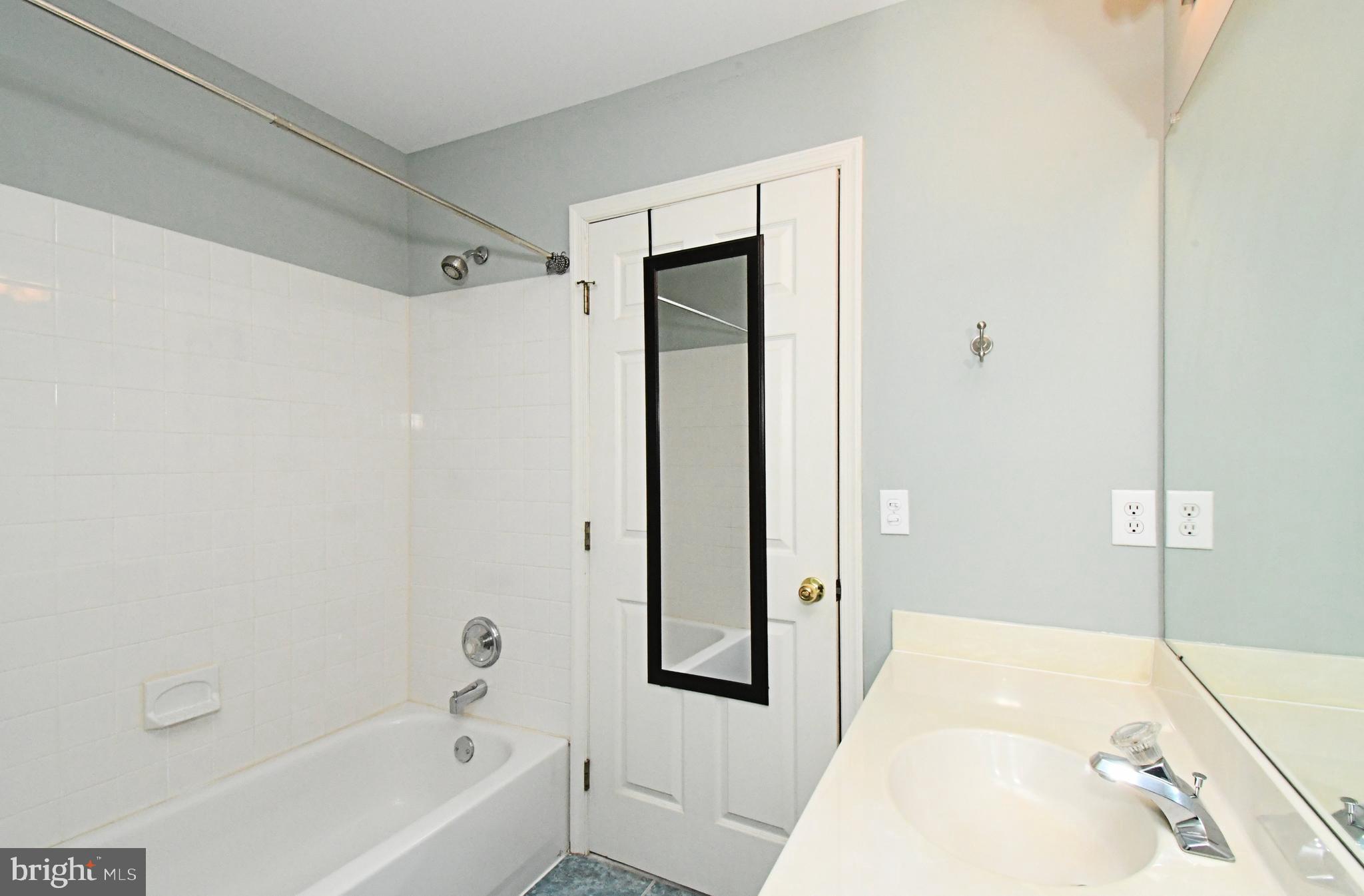 HERITAGE HILLS - Residential