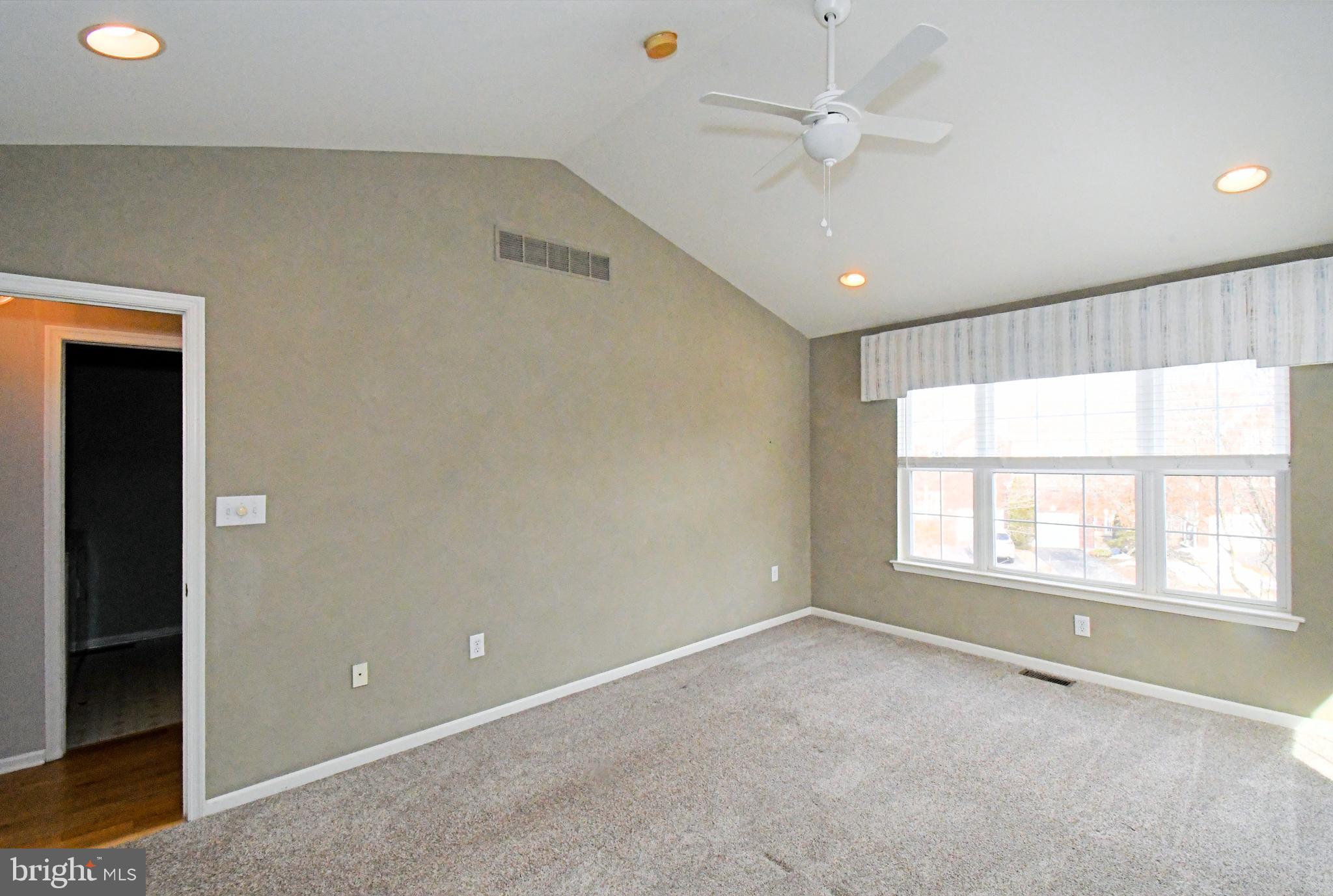 HERITAGE HILLS - Residential