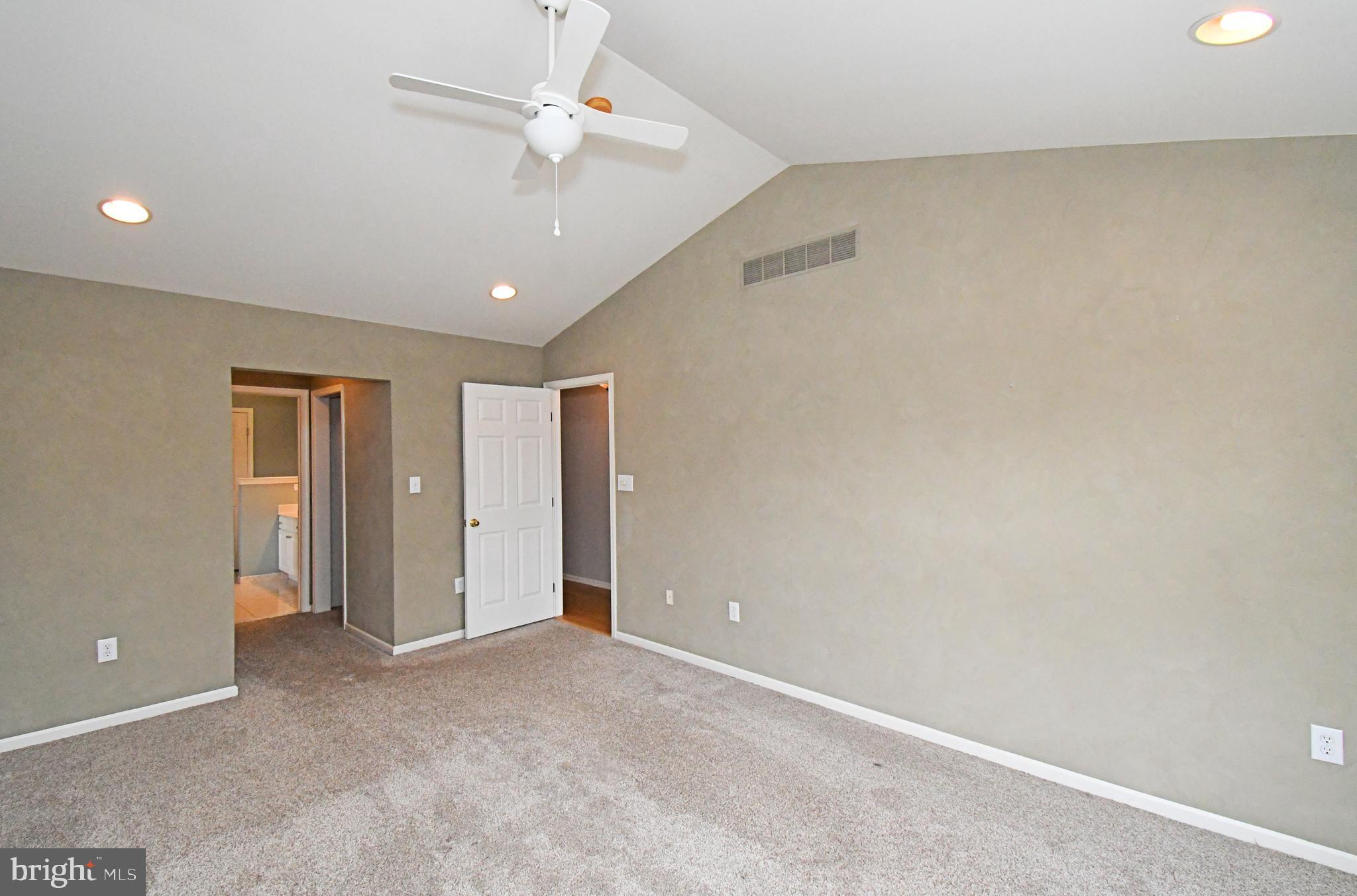 HERITAGE HILLS - Residential