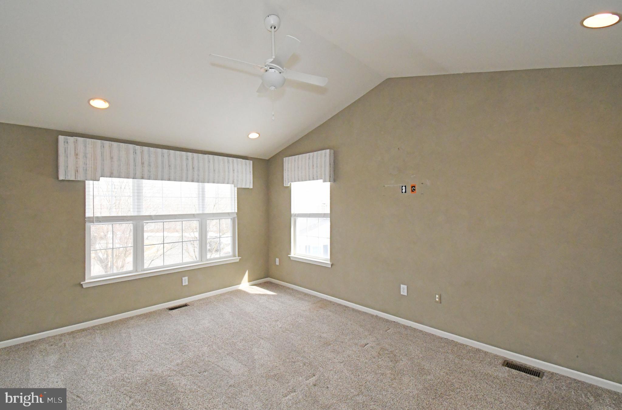 HERITAGE HILLS - Residential