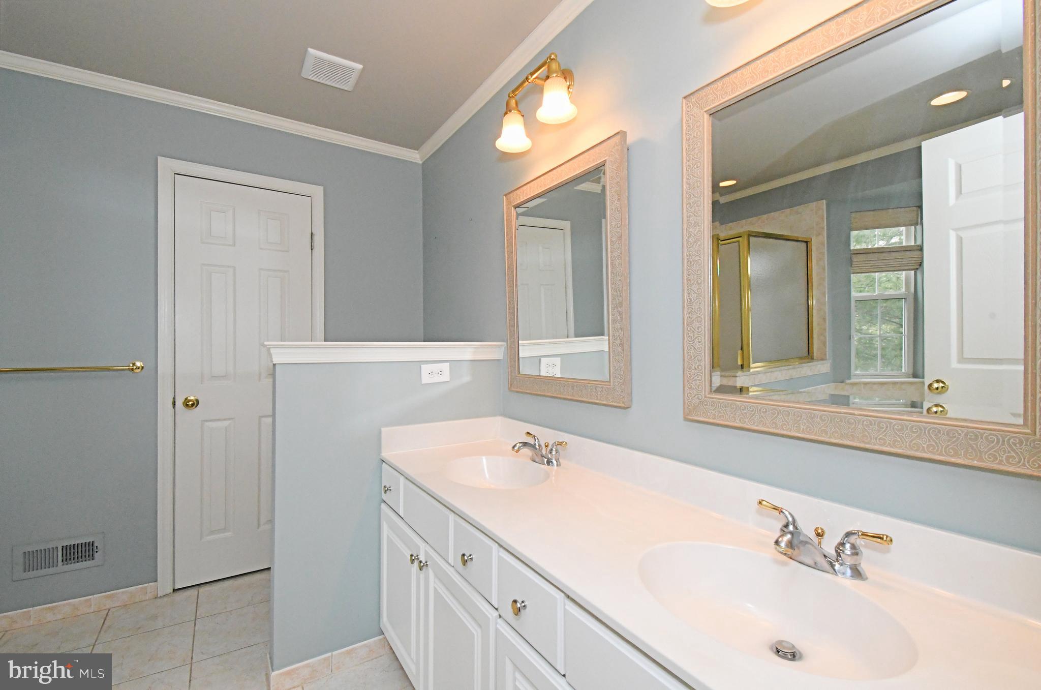 HERITAGE HILLS - Residential