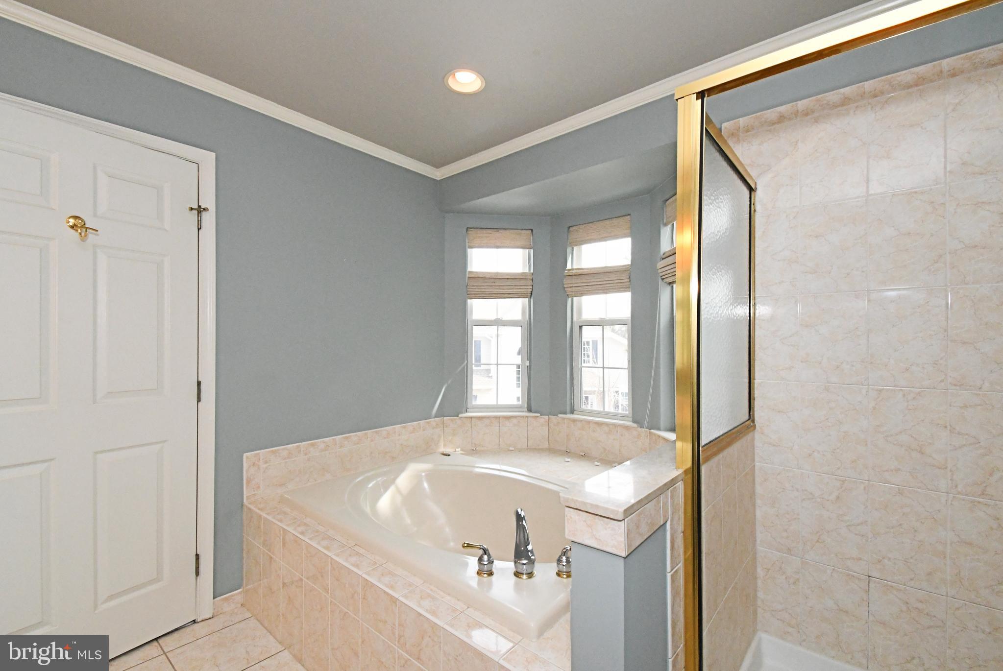 HERITAGE HILLS - Residential