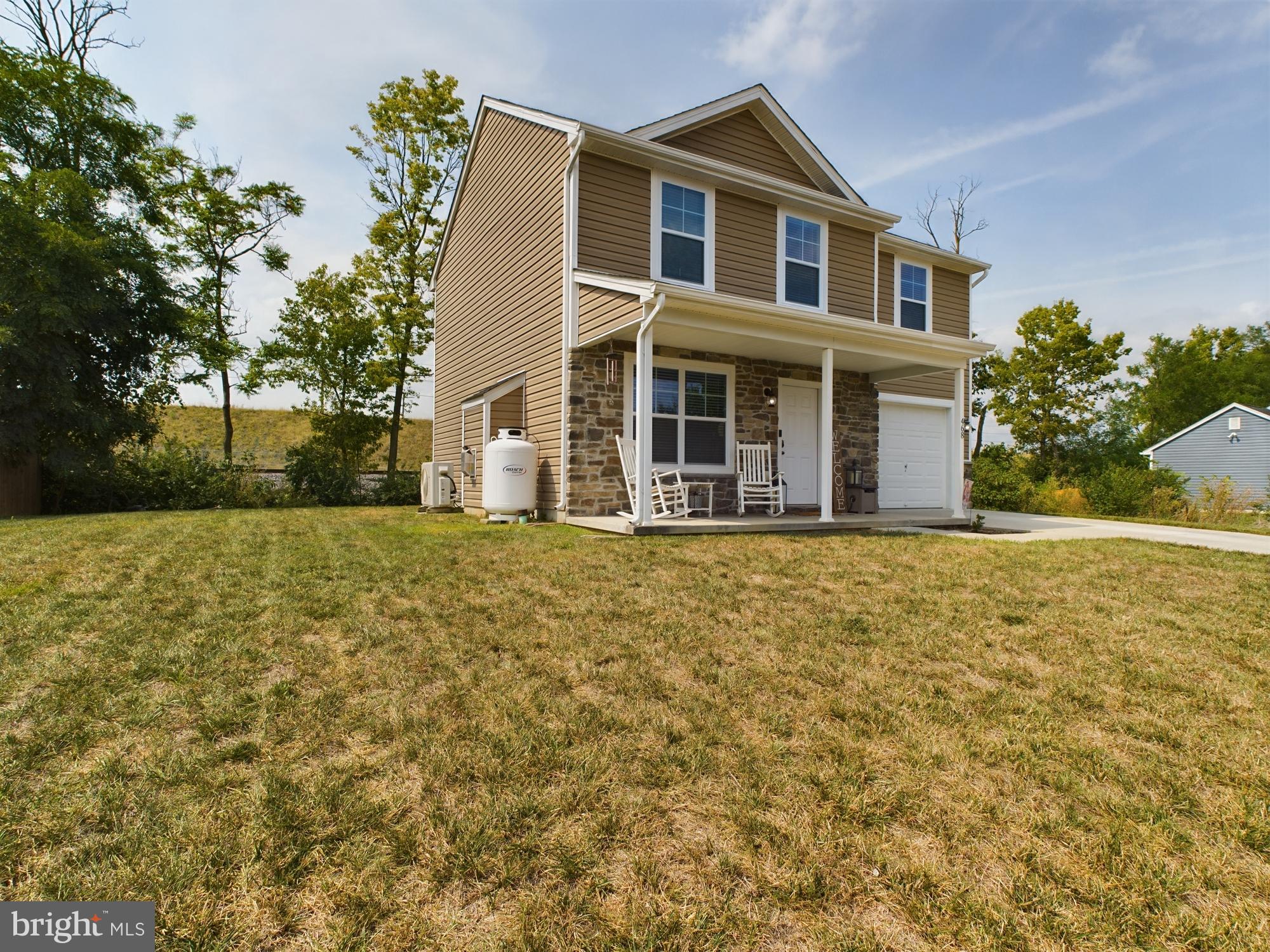 CRESTFIELD - Residential