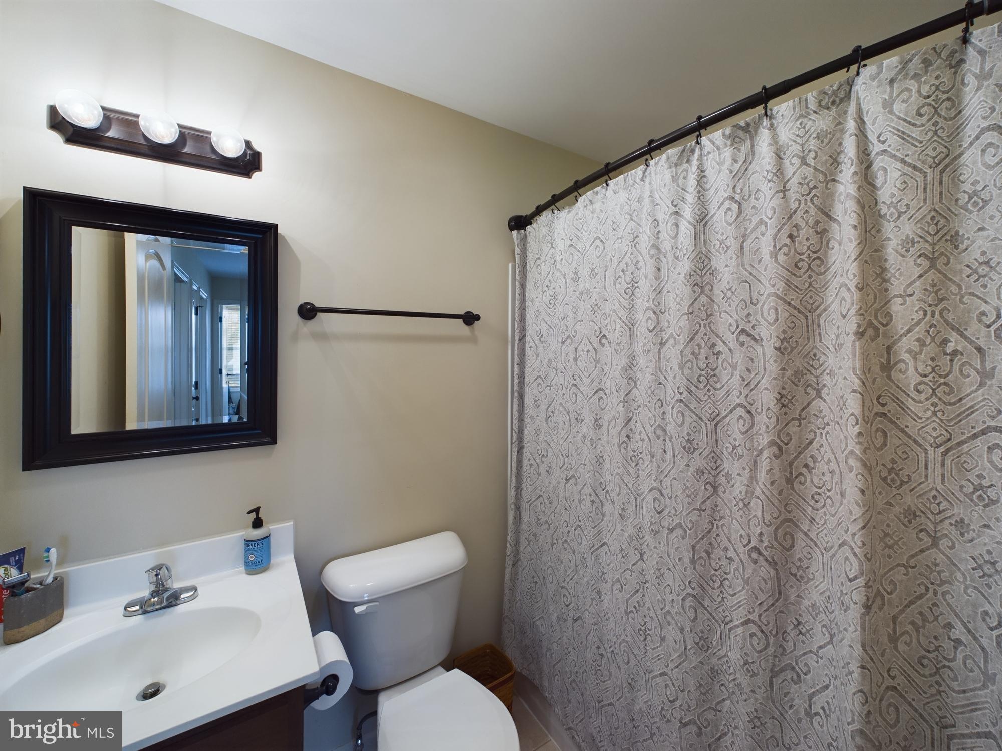 CRESTFIELD - Residential