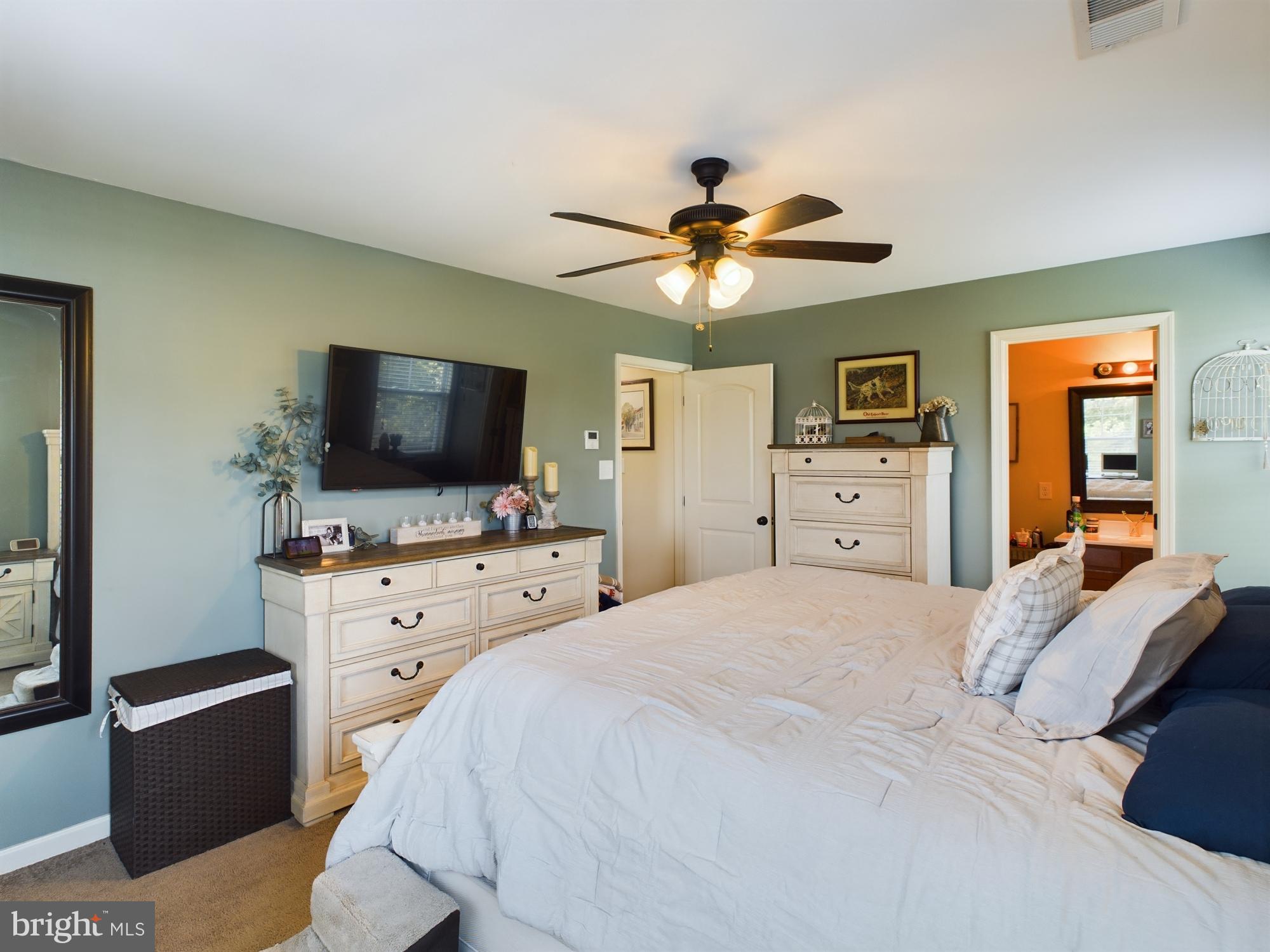 CRESTFIELD - Residential